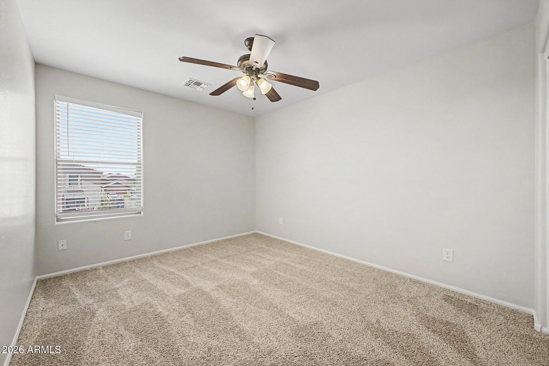 1610 W SAN TAN HILLS Drive