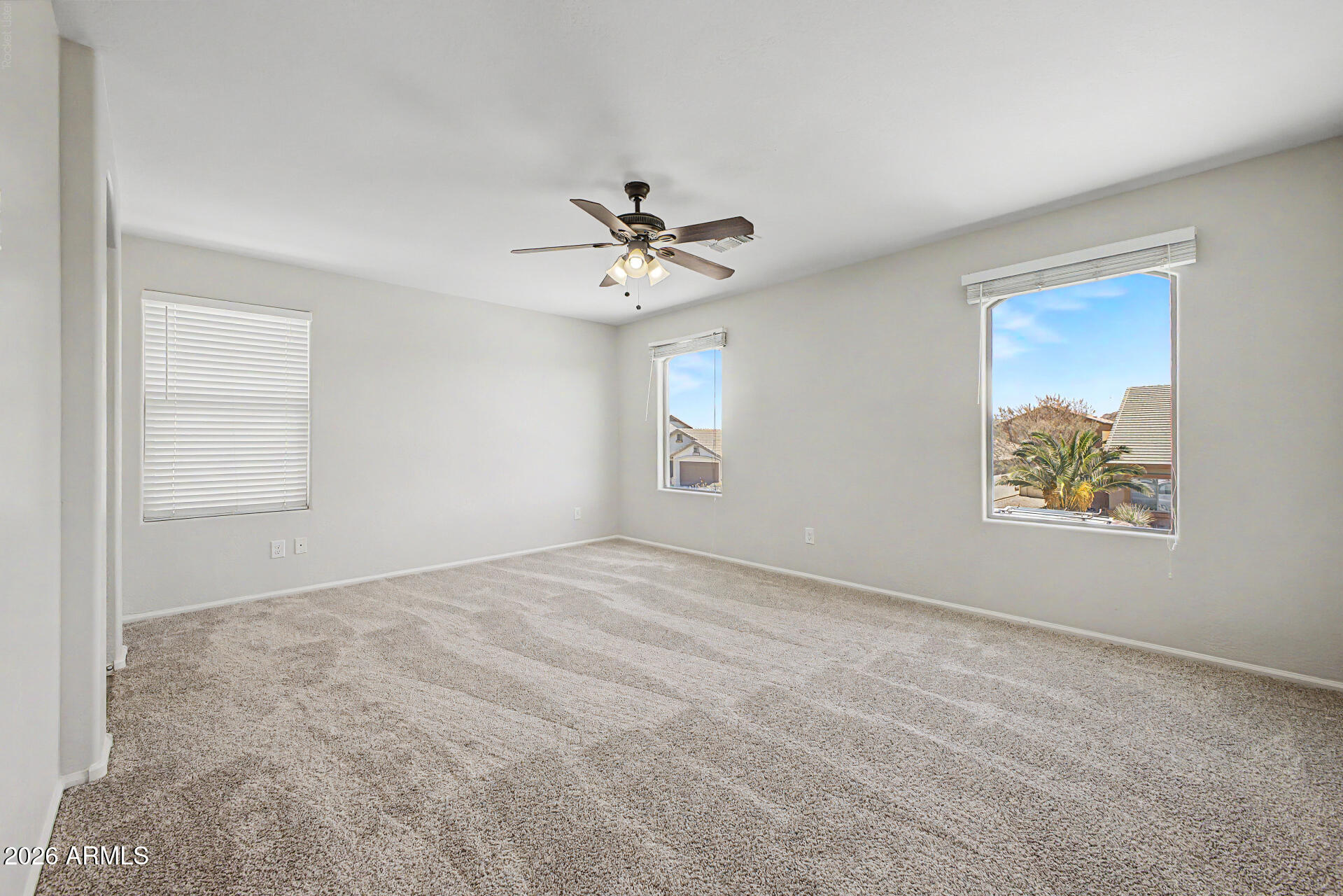 1610 W SAN TAN HILLS Drive