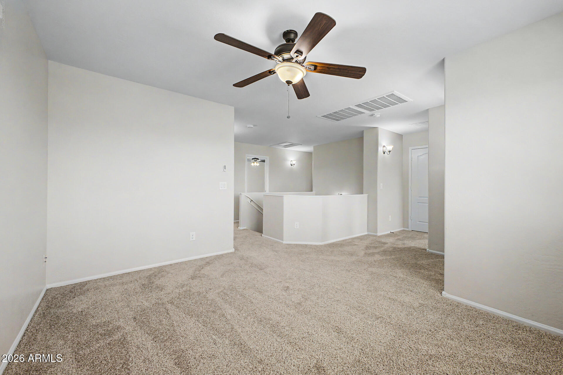 1610 W SAN TAN HILLS Drive