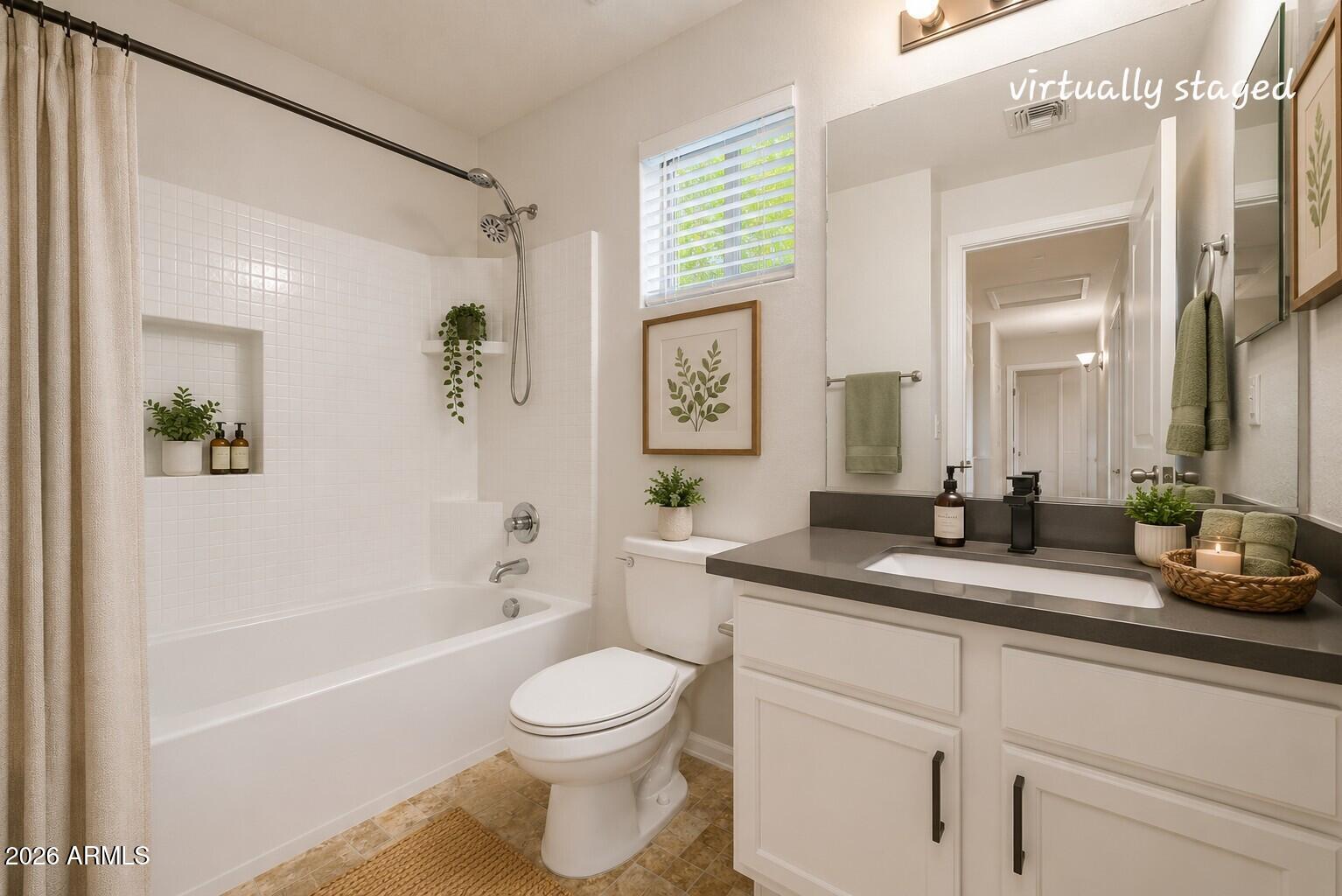 1610 W SAN TAN HILLS Drive