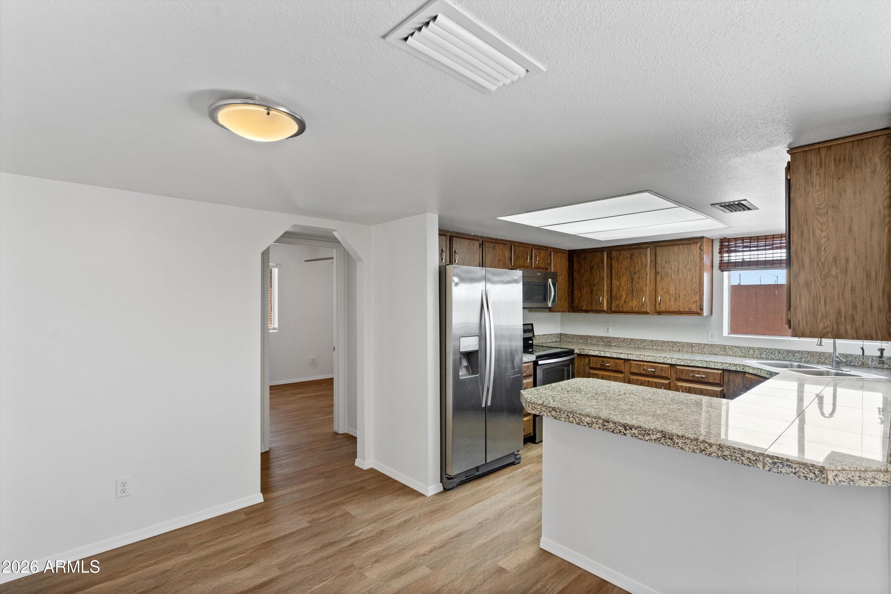 2809 S PENNINGTON