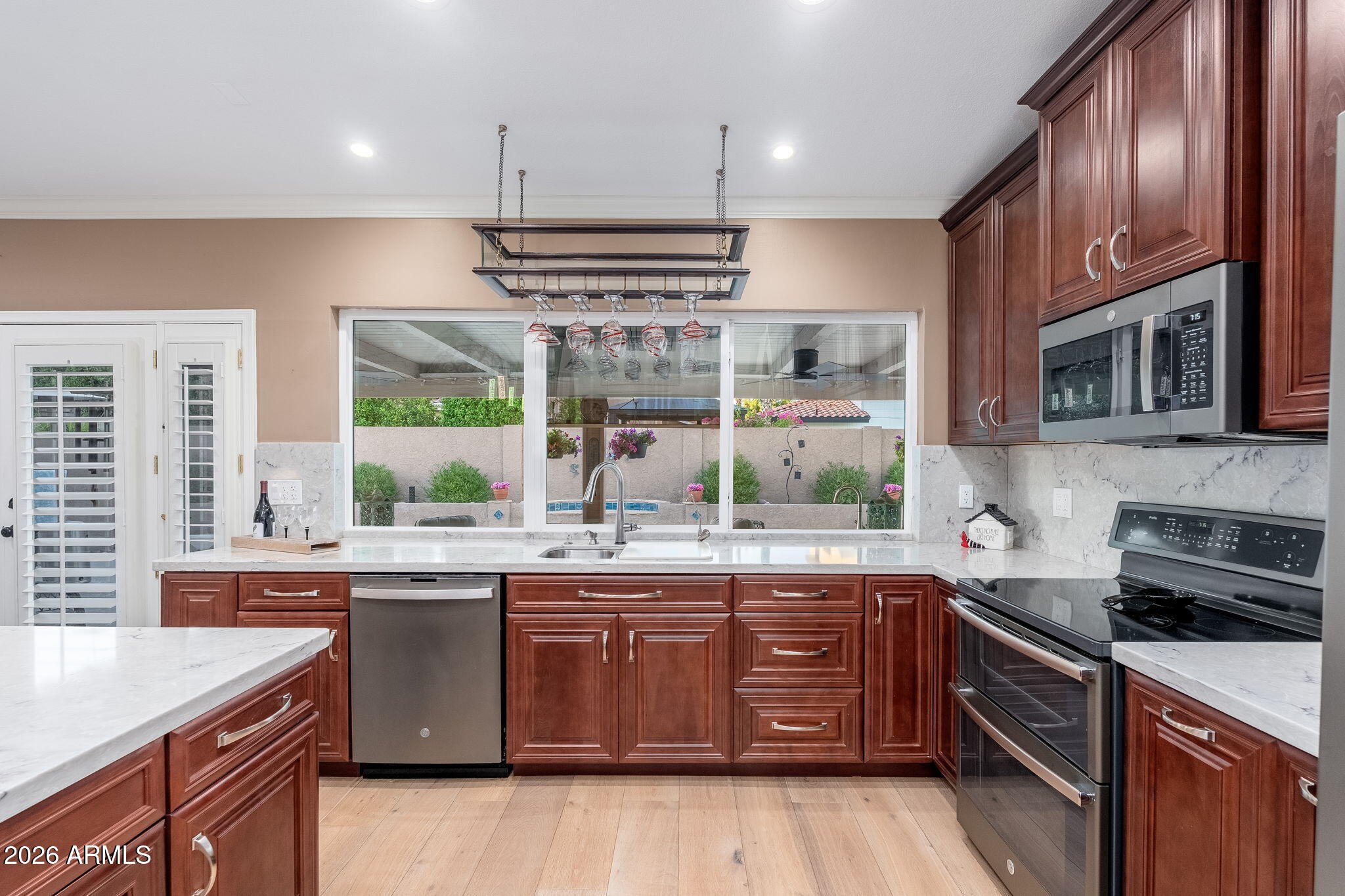 5726 E EVERETT Drive