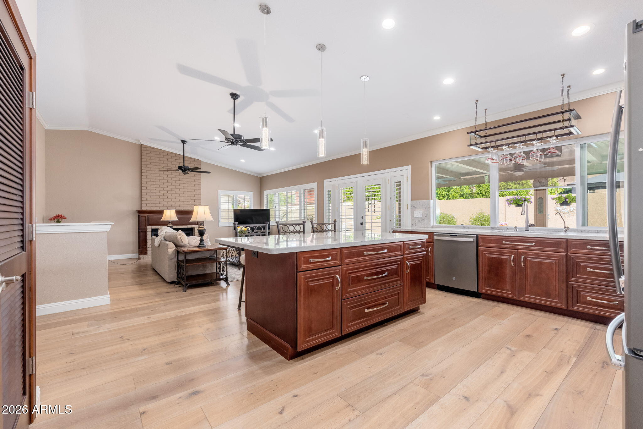 5726 E EVERETT Drive