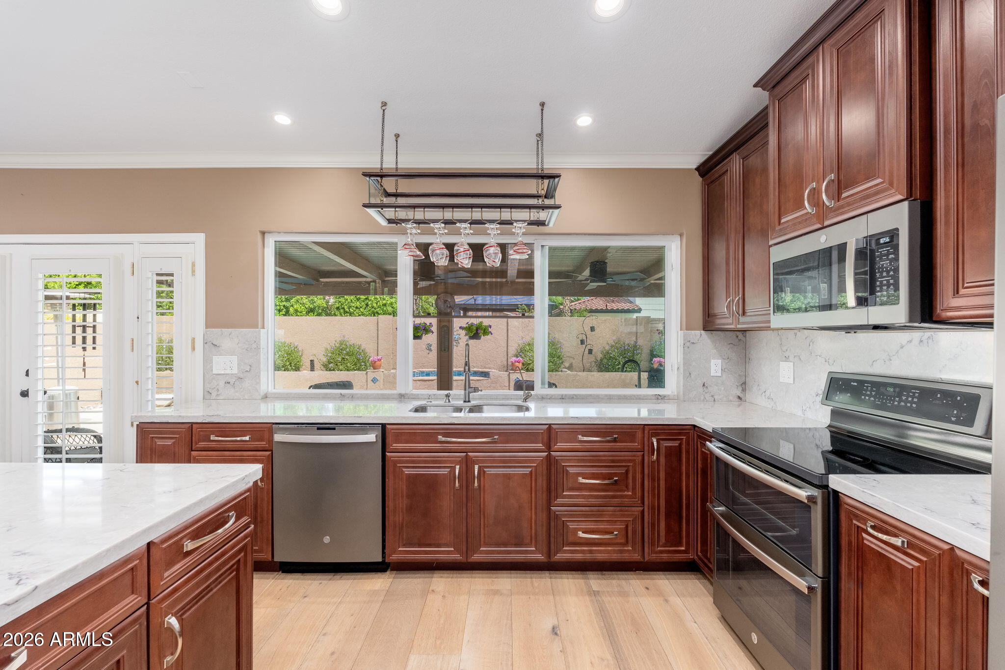 5726 E EVERETT Drive
