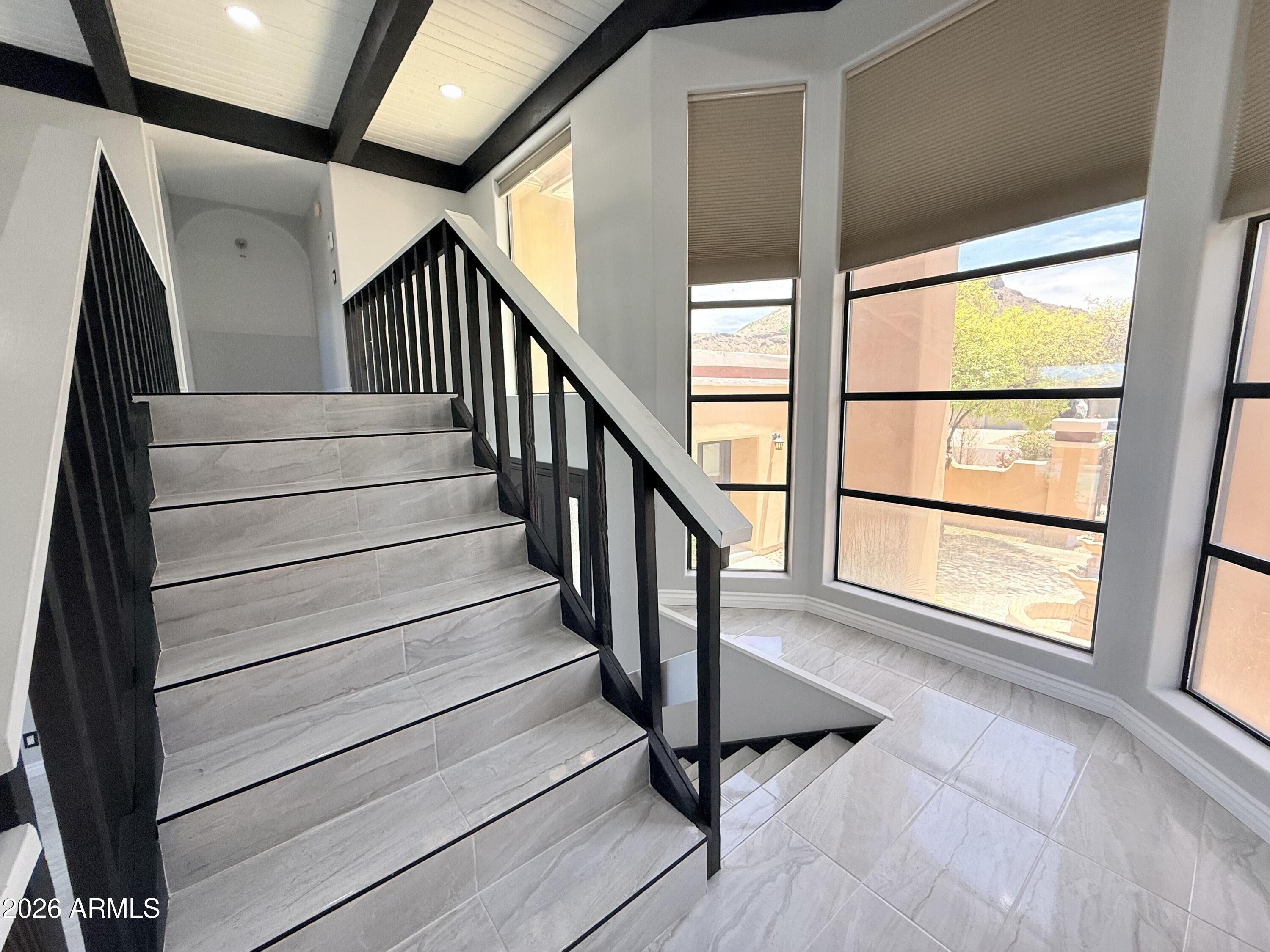 1406 E TIERRA BUENA Lane