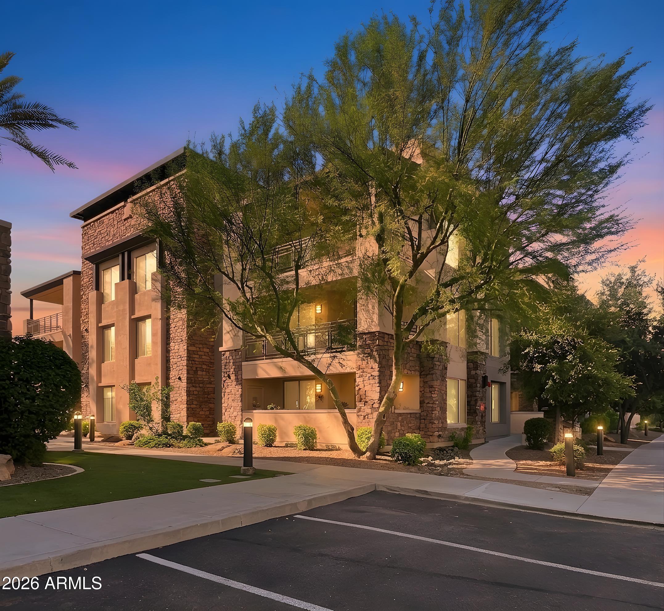 4805 N WOODMERE FAIRWAY 1008