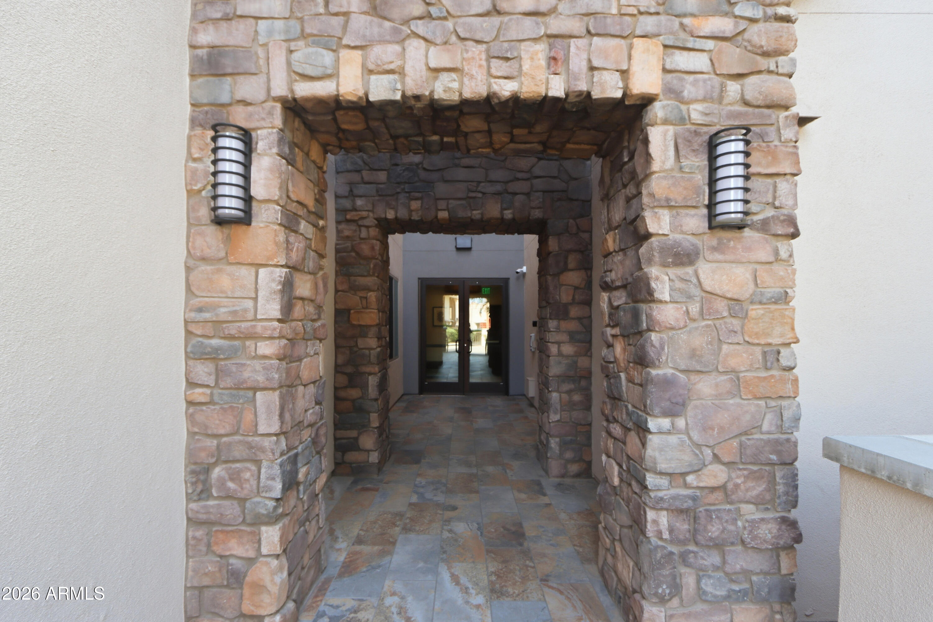 4805 N WOODMERE FAIRWAY 1008