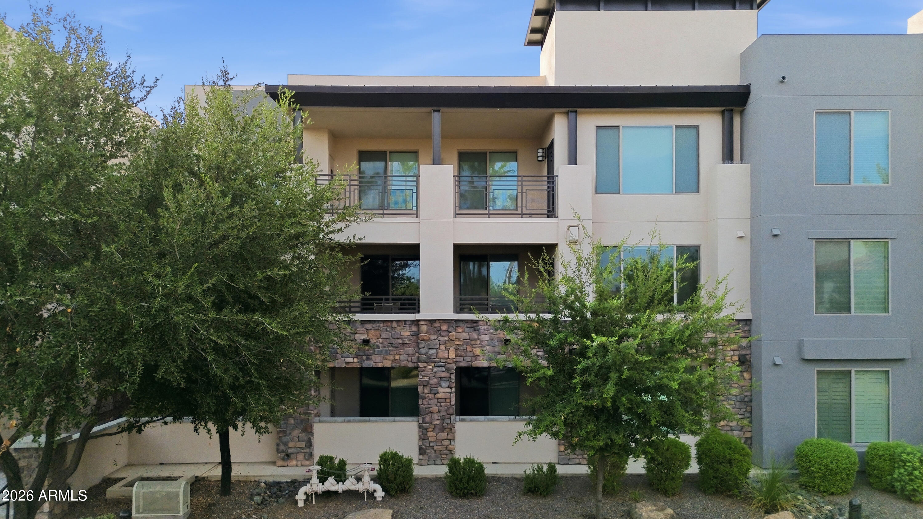 4805 N WOODMERE FAIRWAY 1008