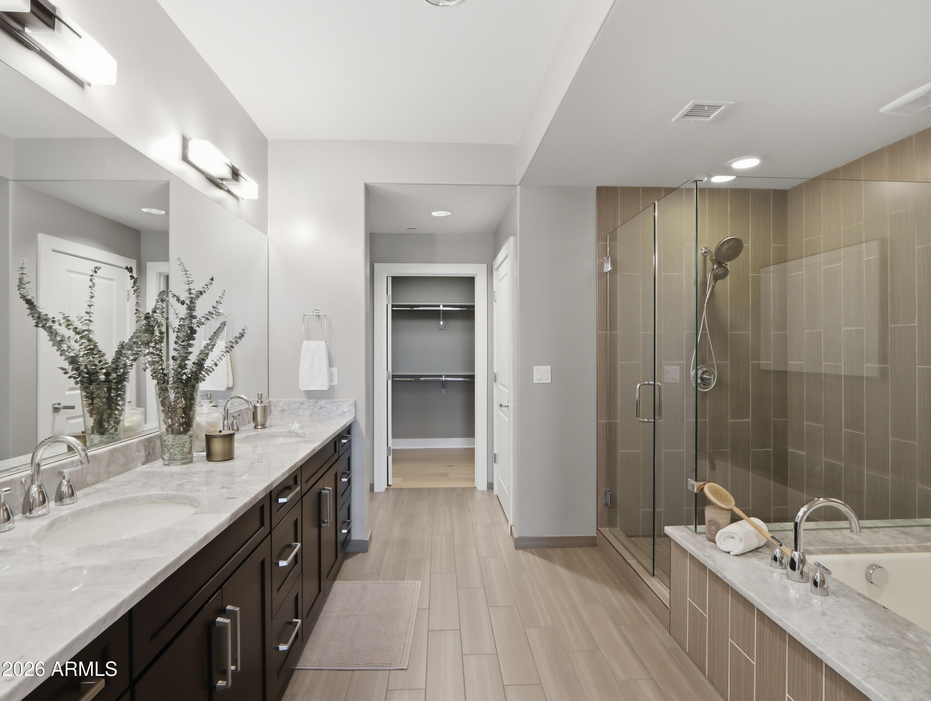 4805 N WOODMERE FAIRWAY 1008
