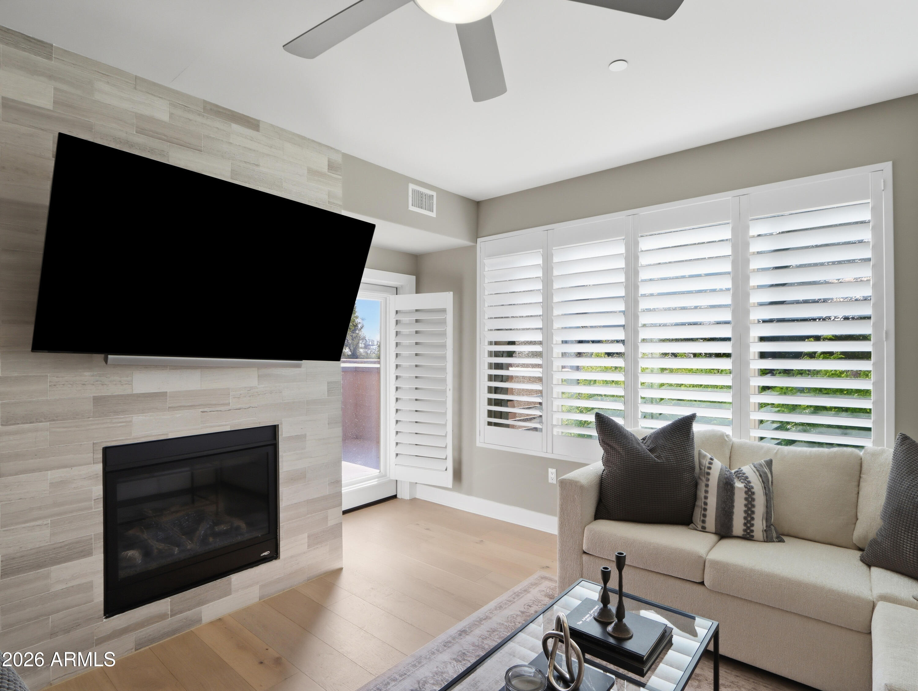 4805 N WOODMERE FAIRWAY 1008