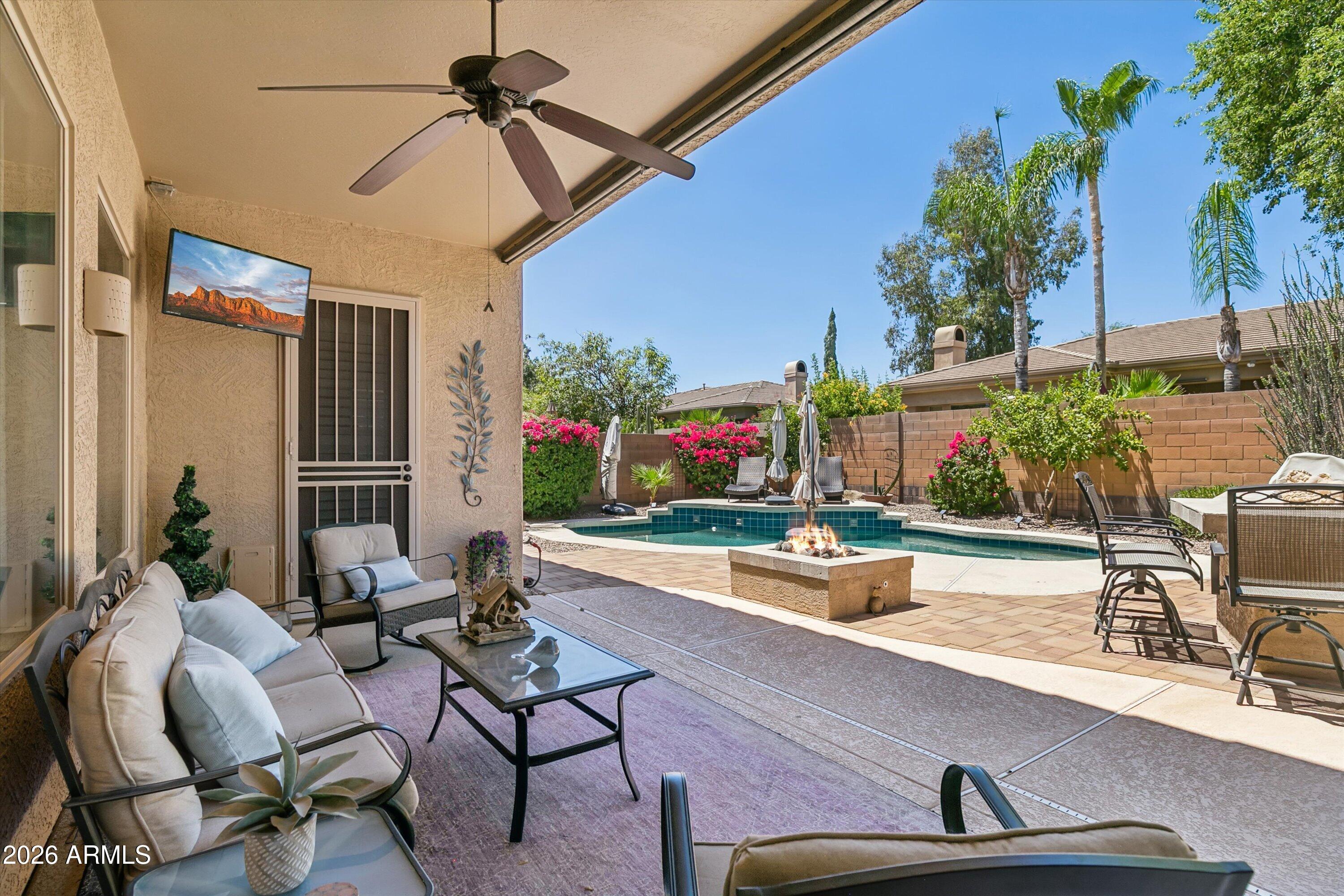 4342 W HACKAMORE Drive