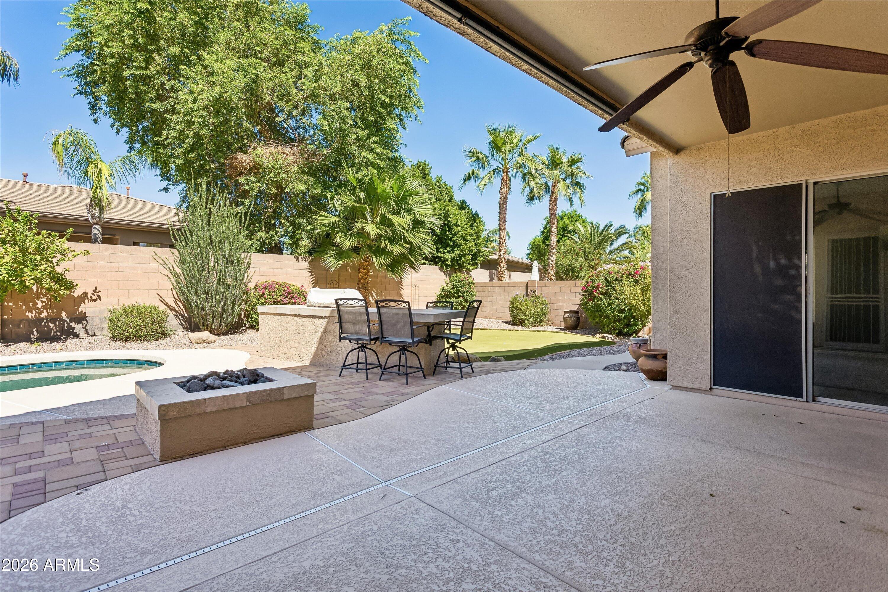 4342 W HACKAMORE Drive
