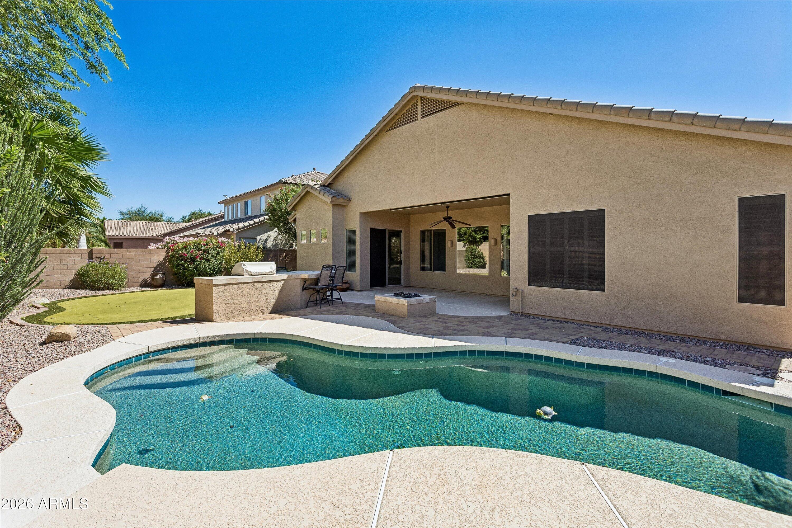 4342 W HACKAMORE Drive