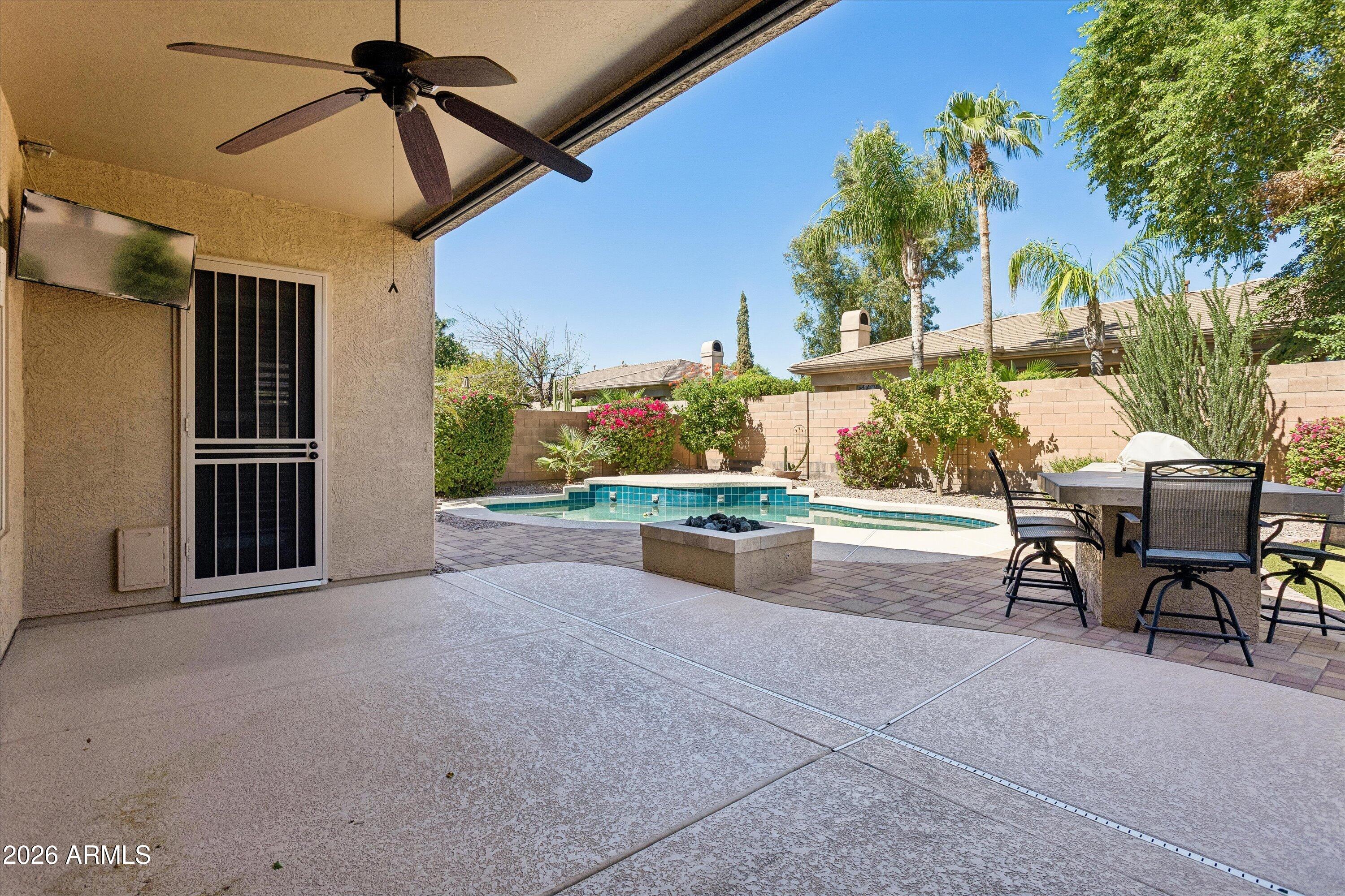 4342 W HACKAMORE Drive