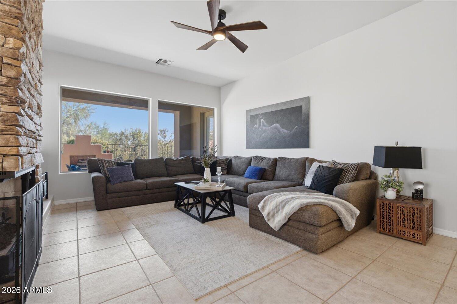 7427 E EVENING GLOW Drive