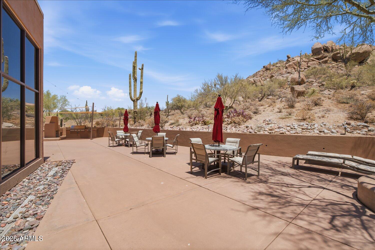 7427 E EVENING GLOW Drive