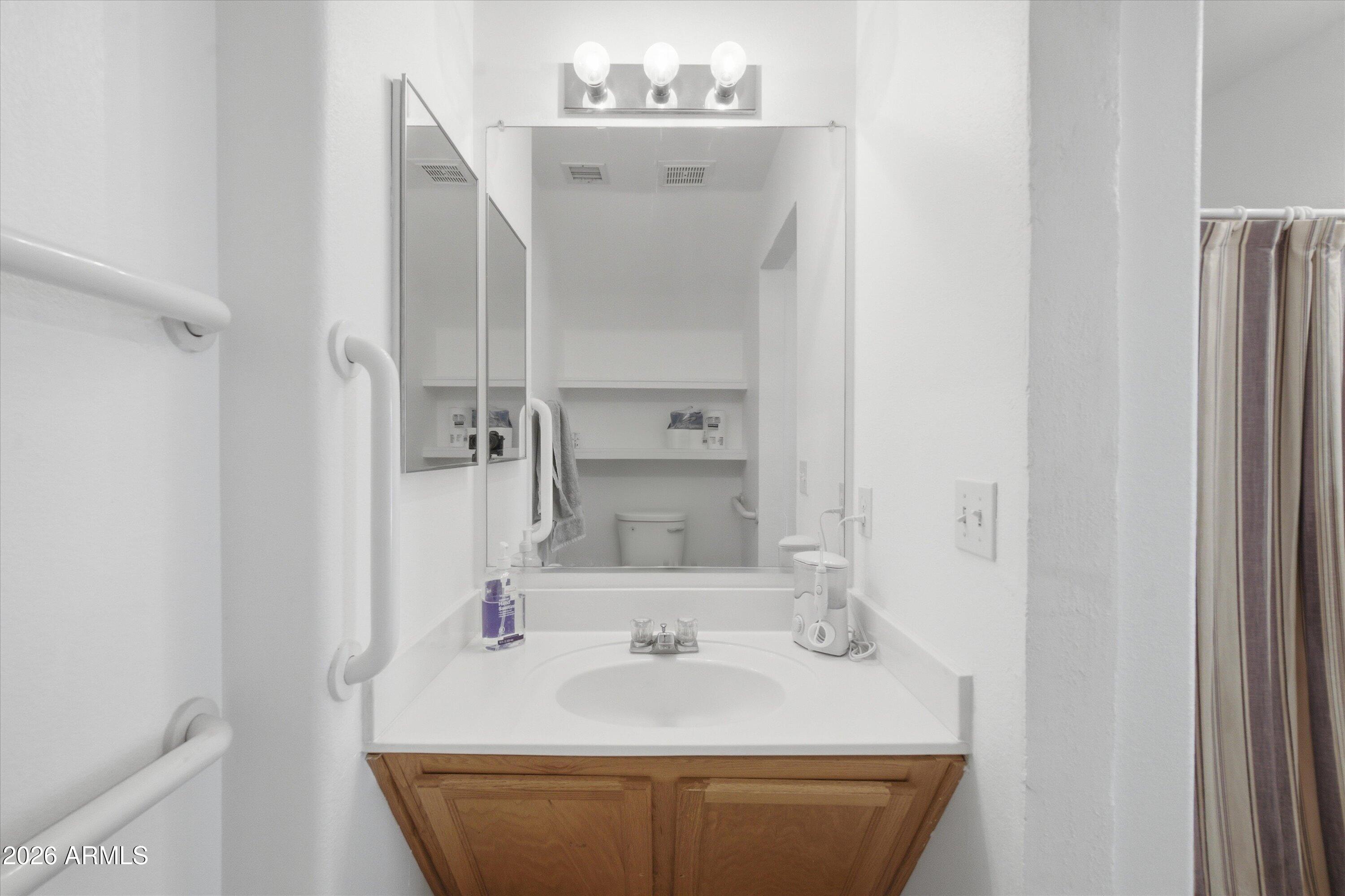 304 S CANFIELD
