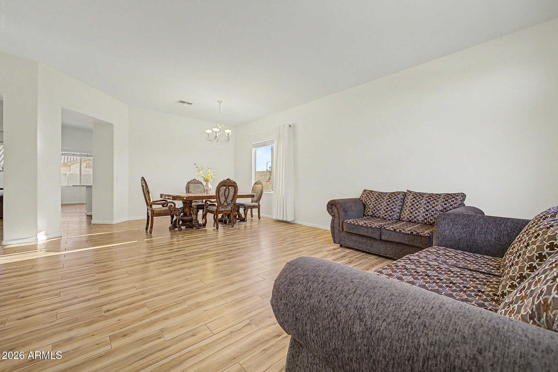8663 W YUKON Drive