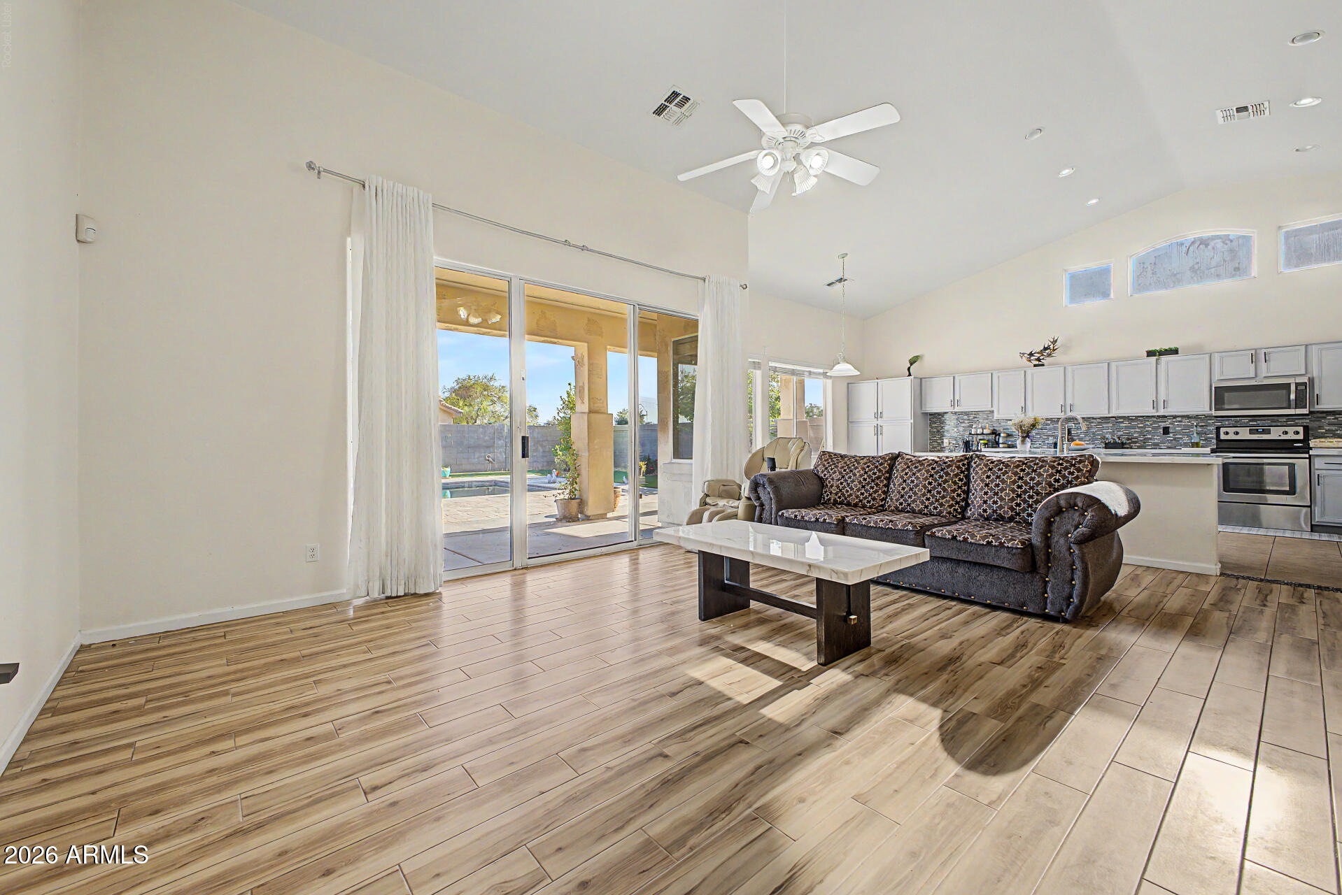 8663 W YUKON Drive