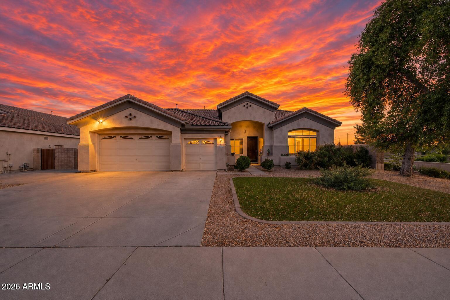 8663 W YUKON Drive