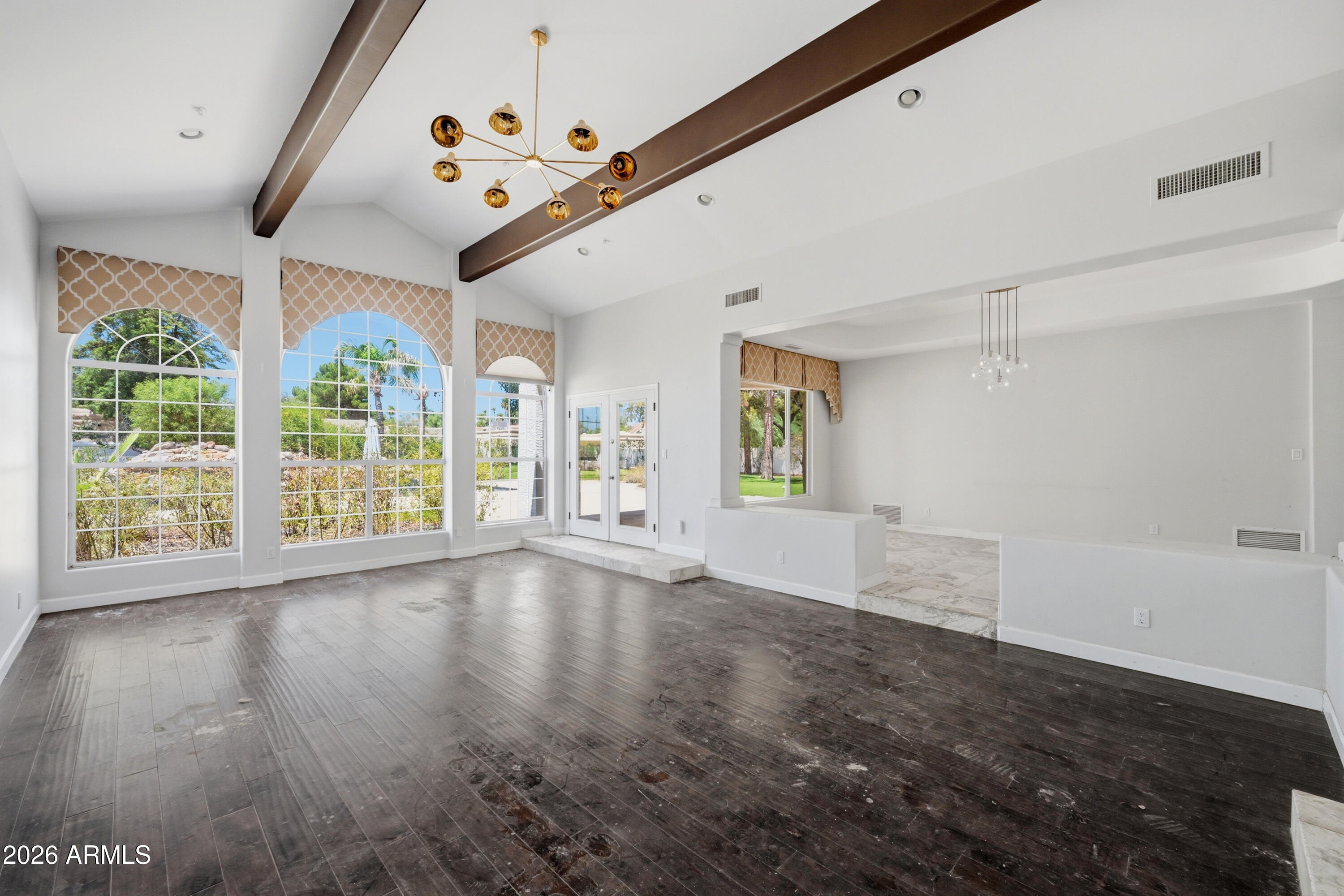 7214 E ROYAL PALM Road