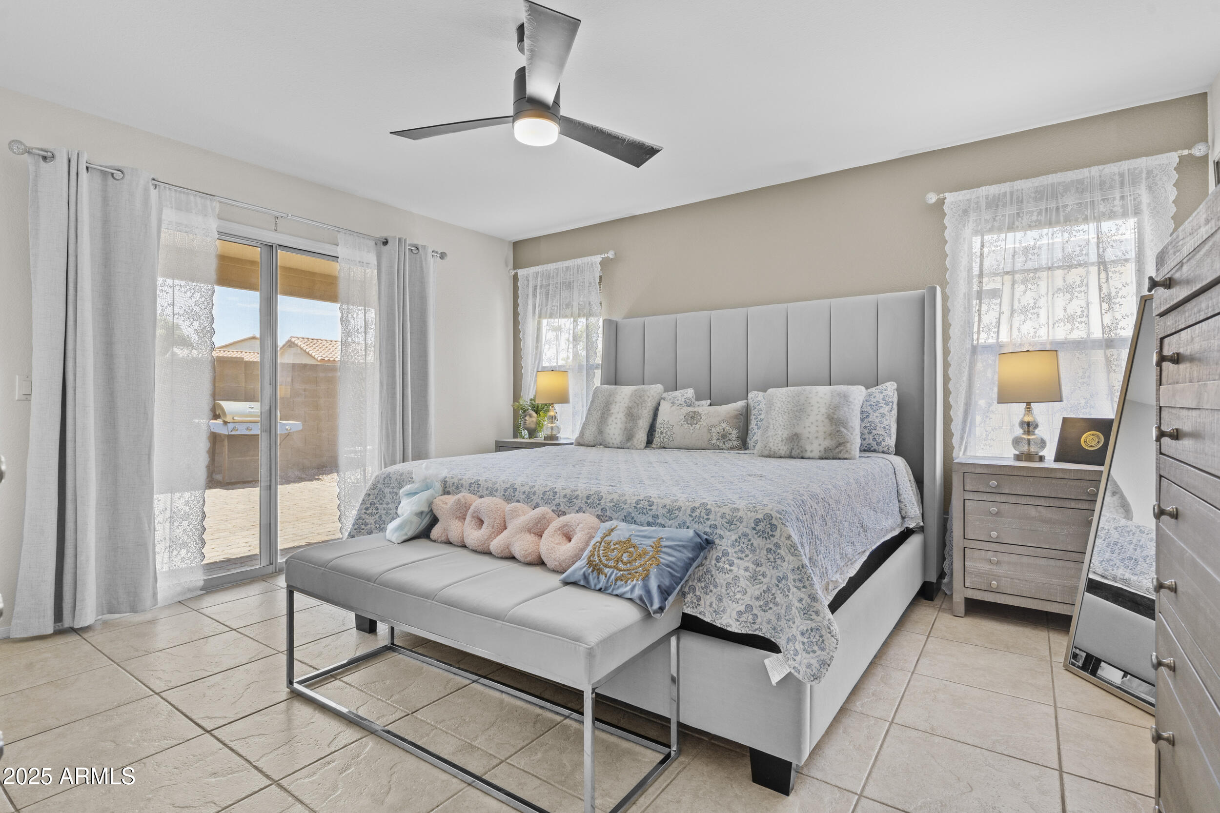 1162 W BLUEBIRD Drive