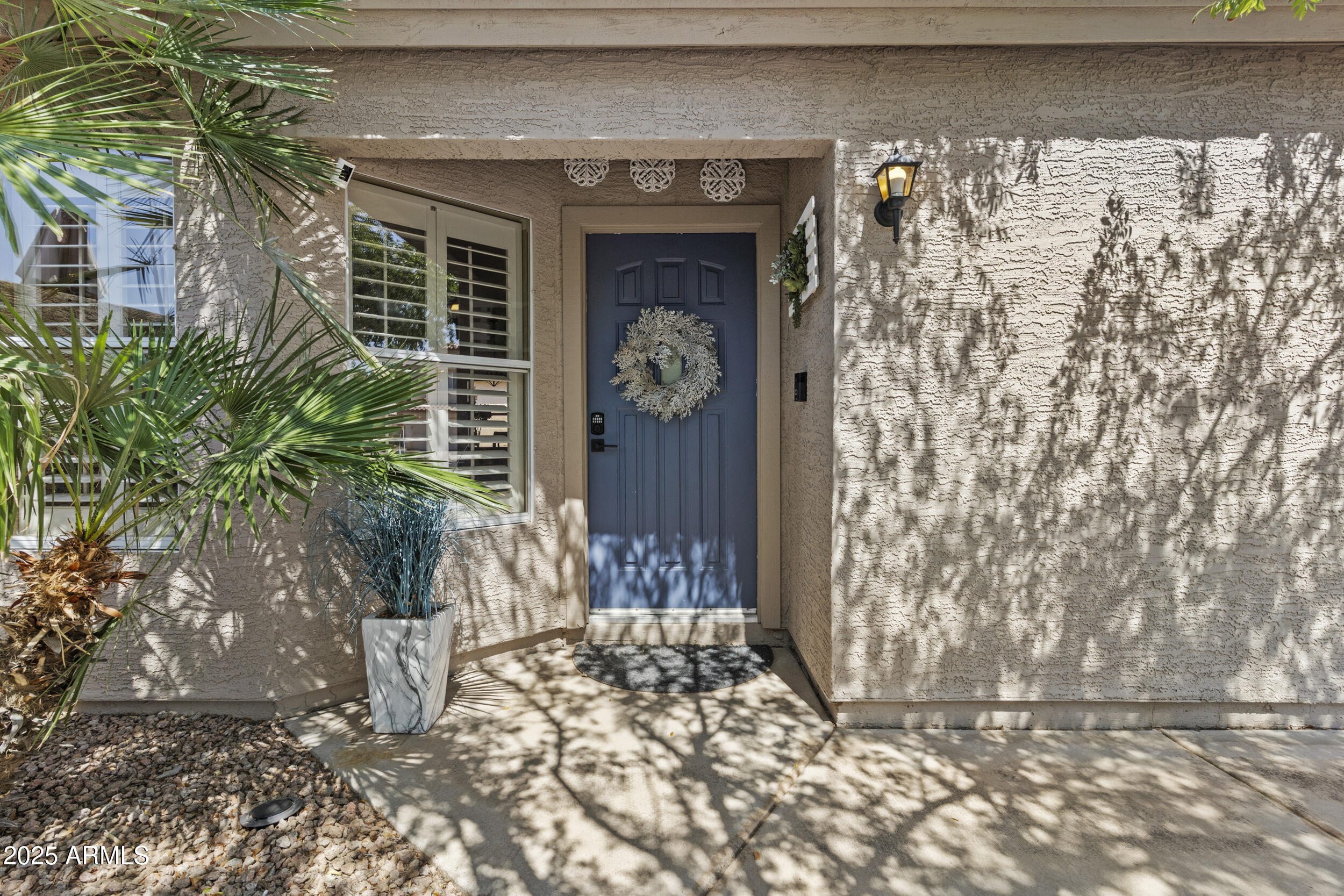 1162 W BLUEBIRD Drive