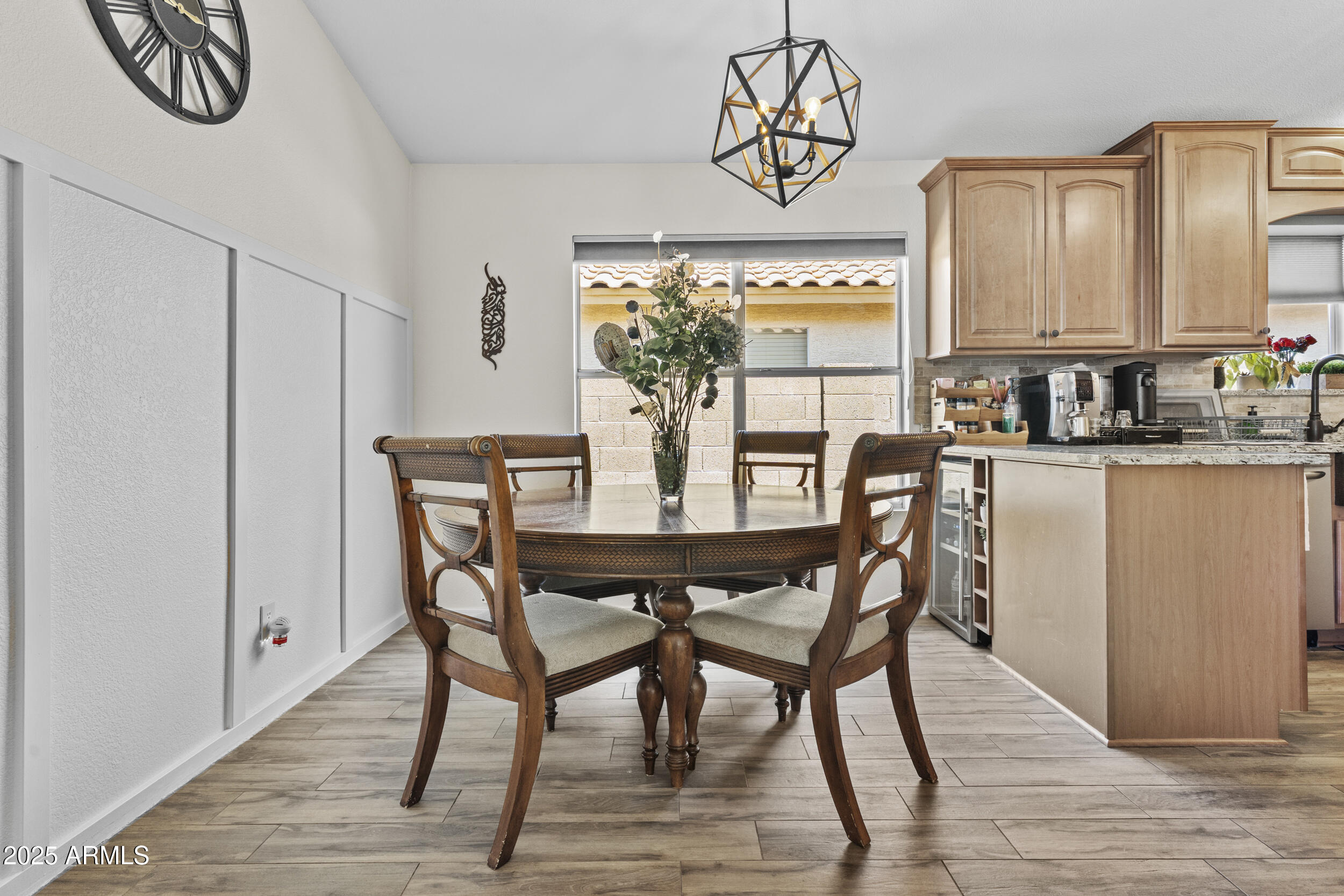 1162 W BLUEBIRD Drive