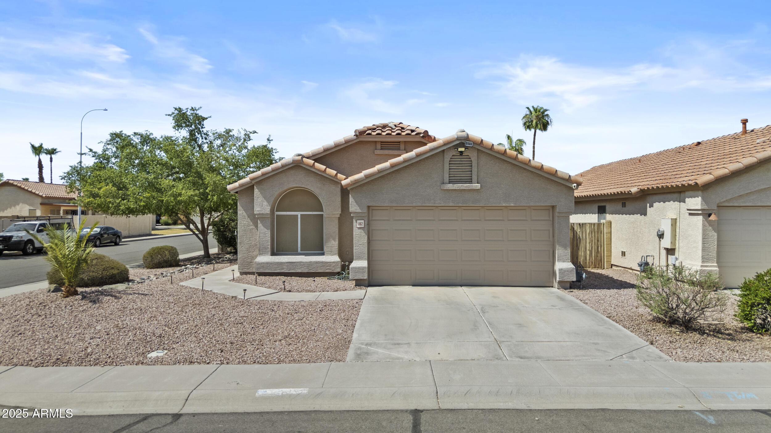 1162 W BLUEBIRD Drive