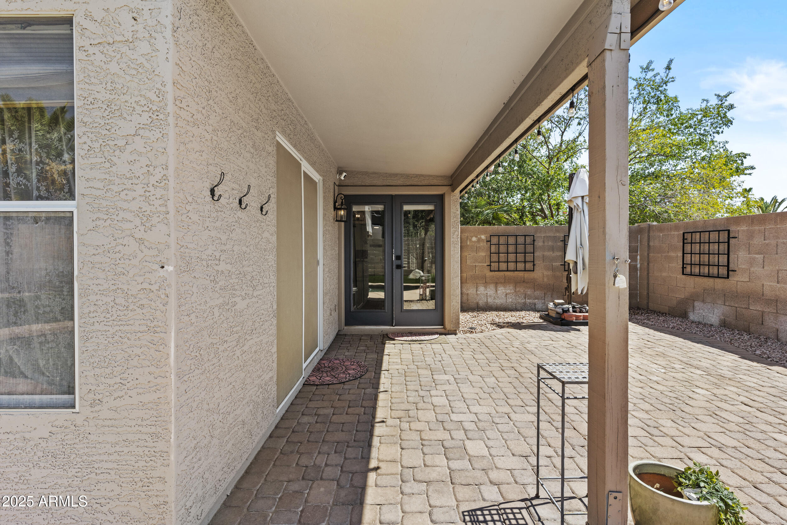 1162 W BLUEBIRD Drive