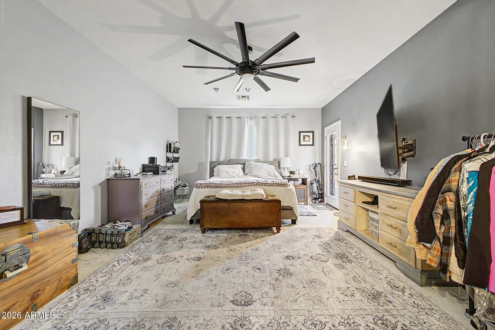 9185 W IRMA Lane