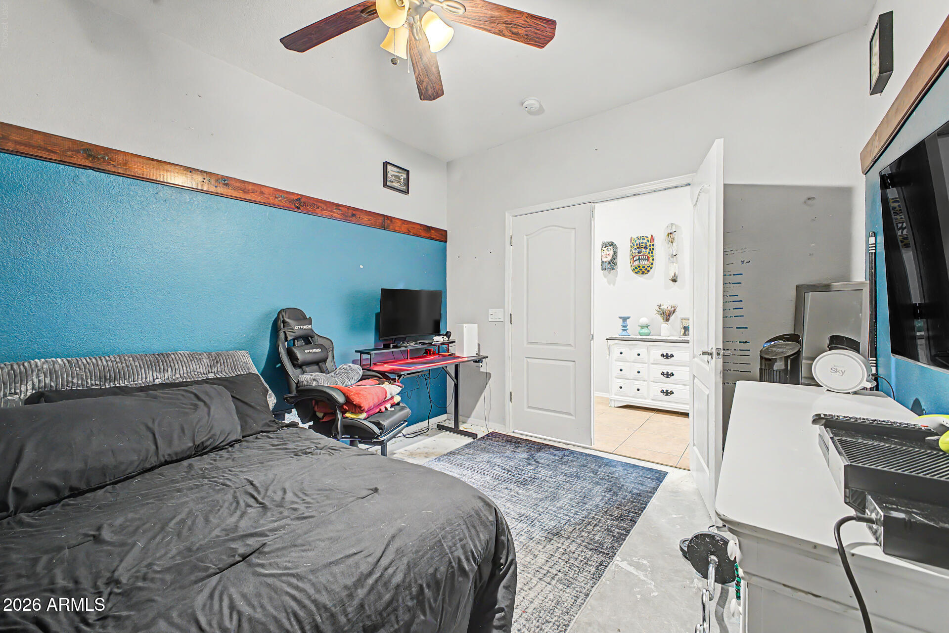 9185 W IRMA Lane