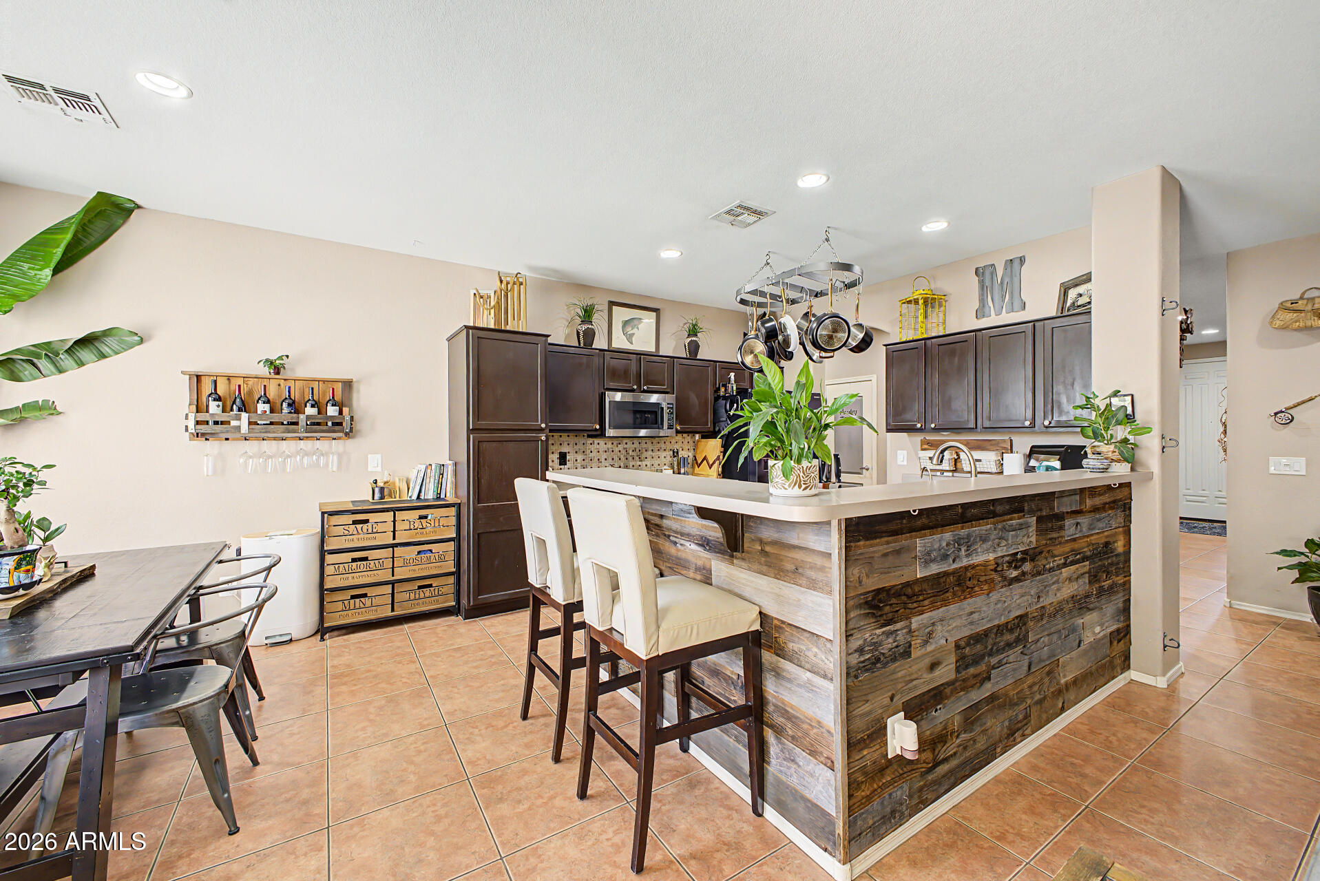 9185 W IRMA Lane