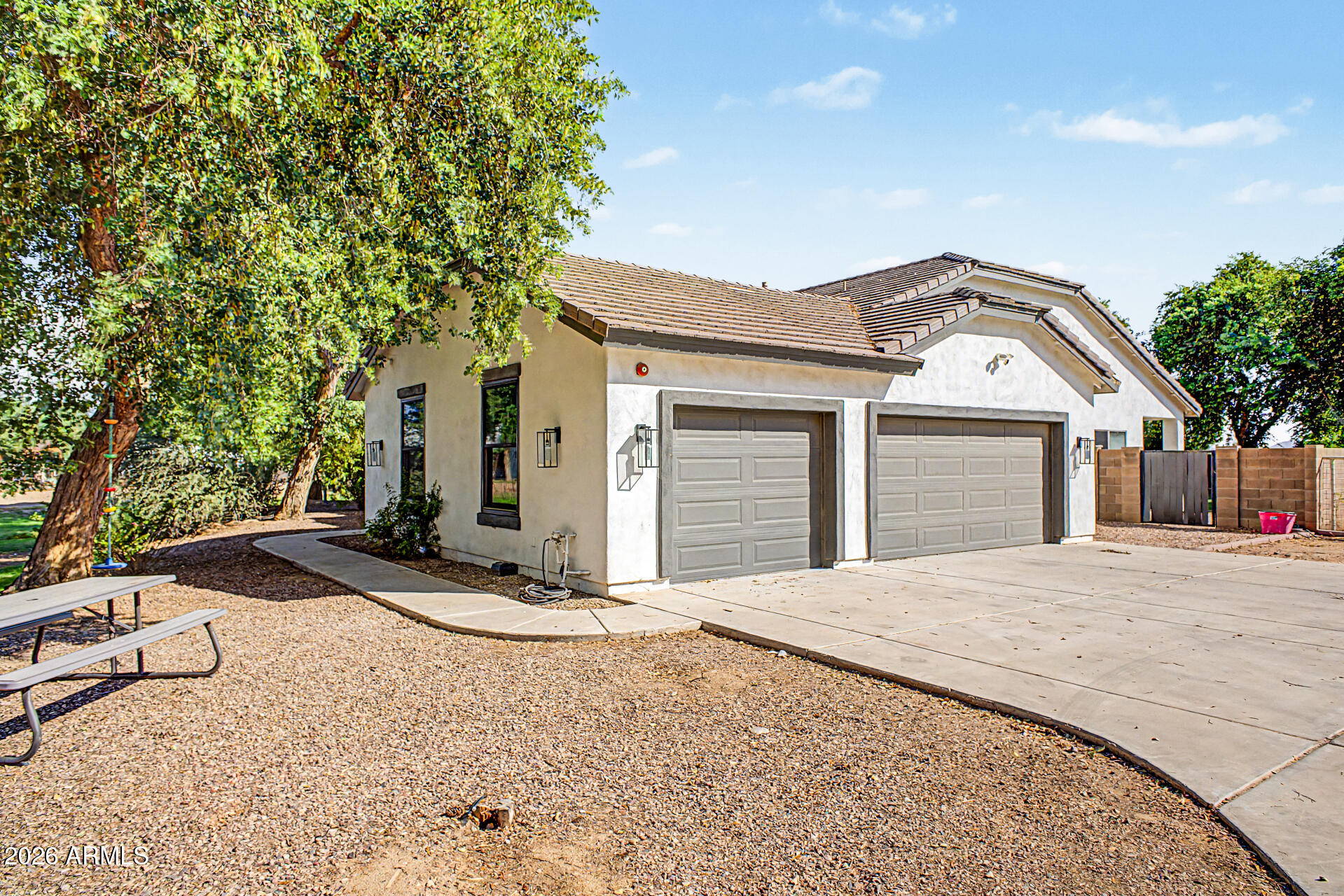 38816 N KENNEDY Drive