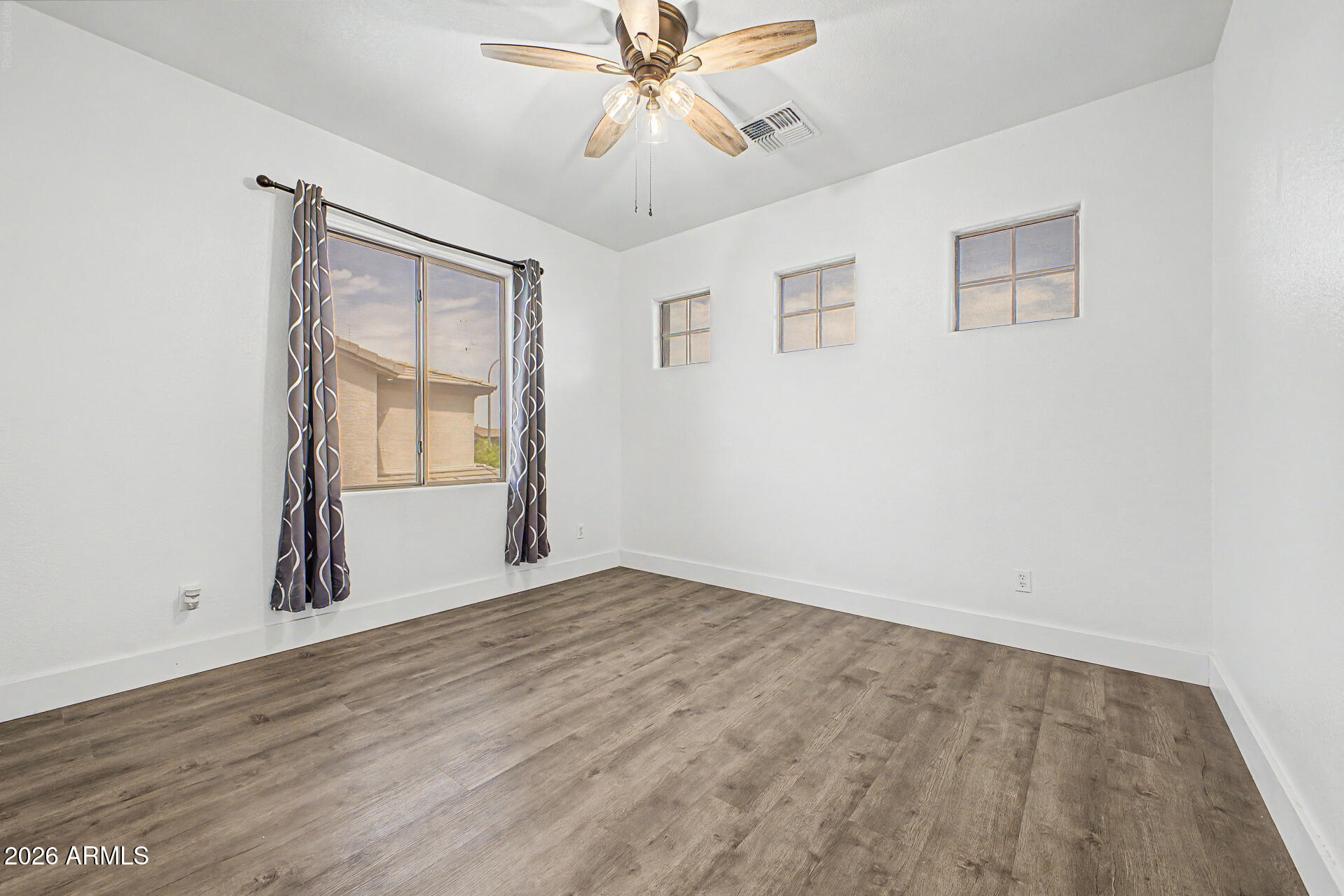 12175 W CHASE Lane