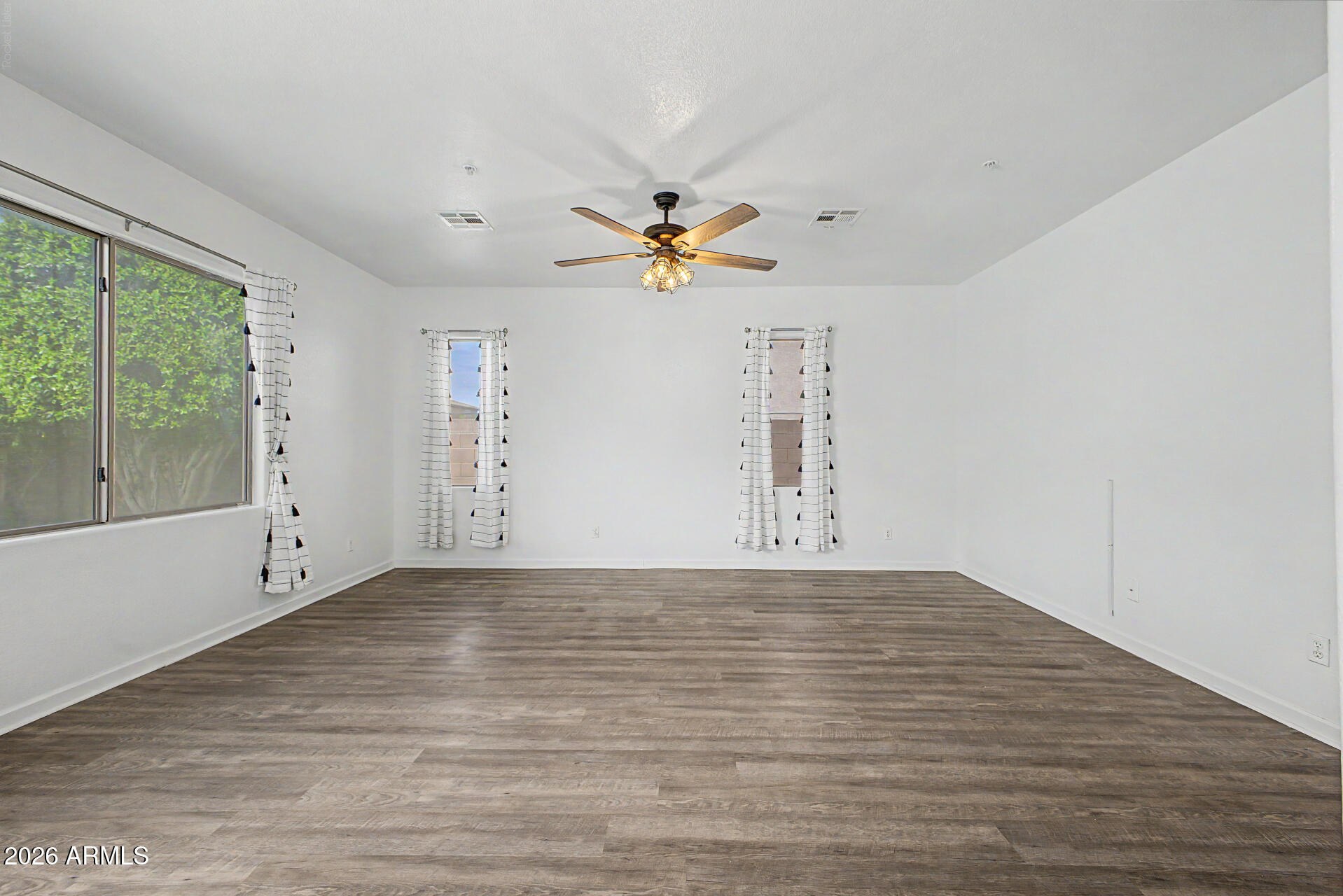 12175 W CHASE Lane