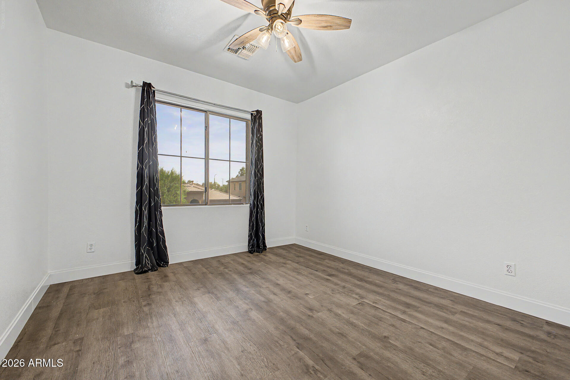 12175 W CHASE Lane