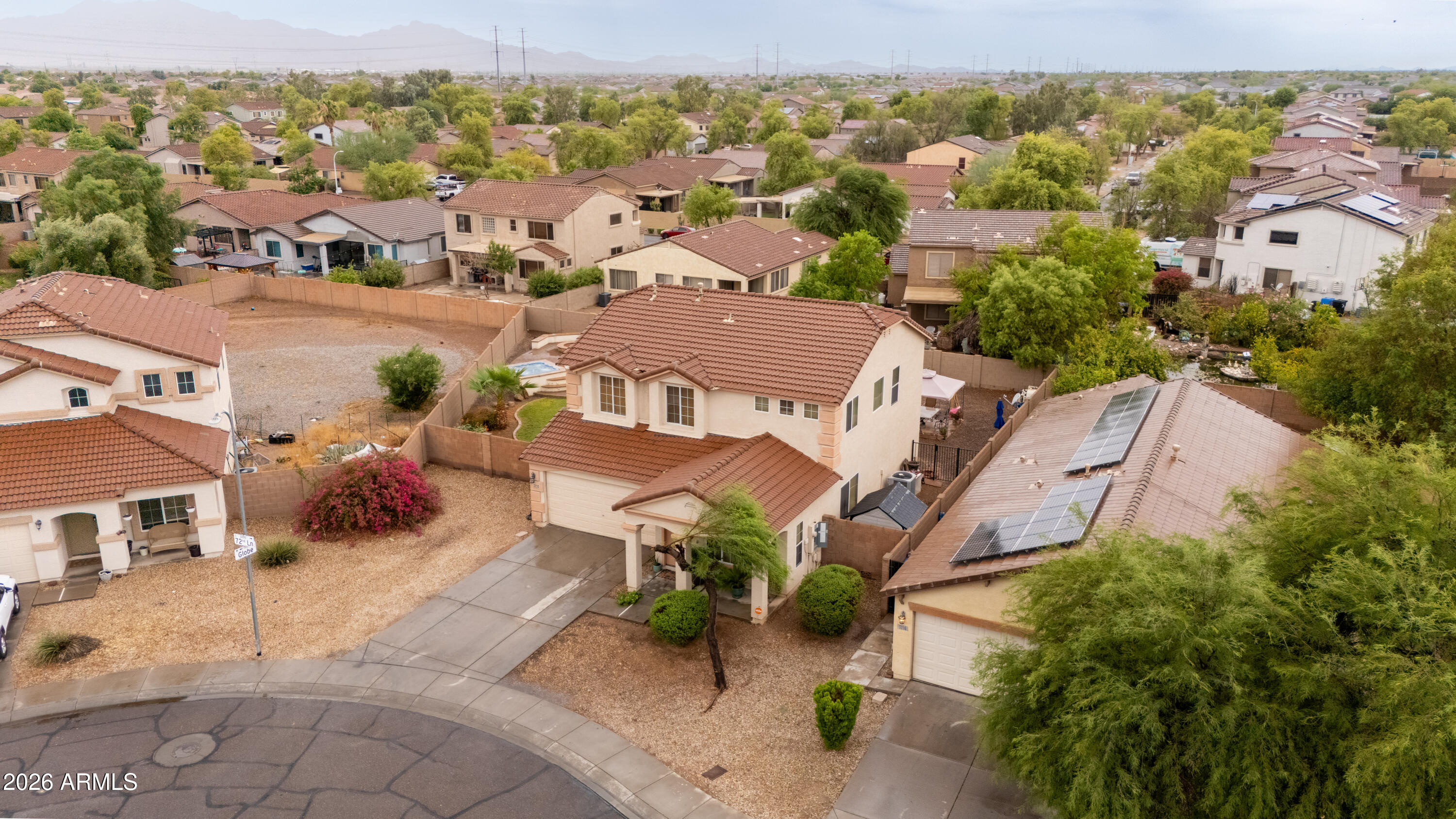 3220 S 72ND Lane