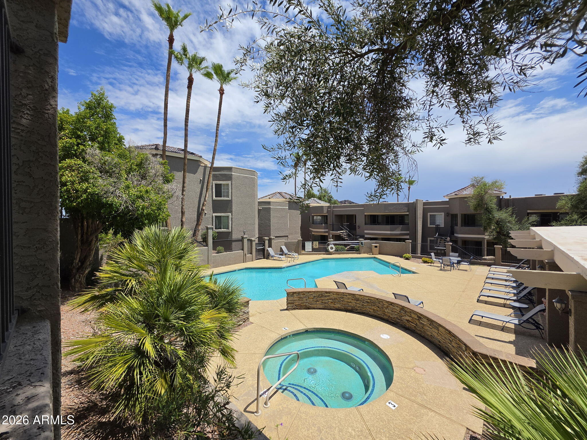 1720 E THUNDERBIRD Road 3113