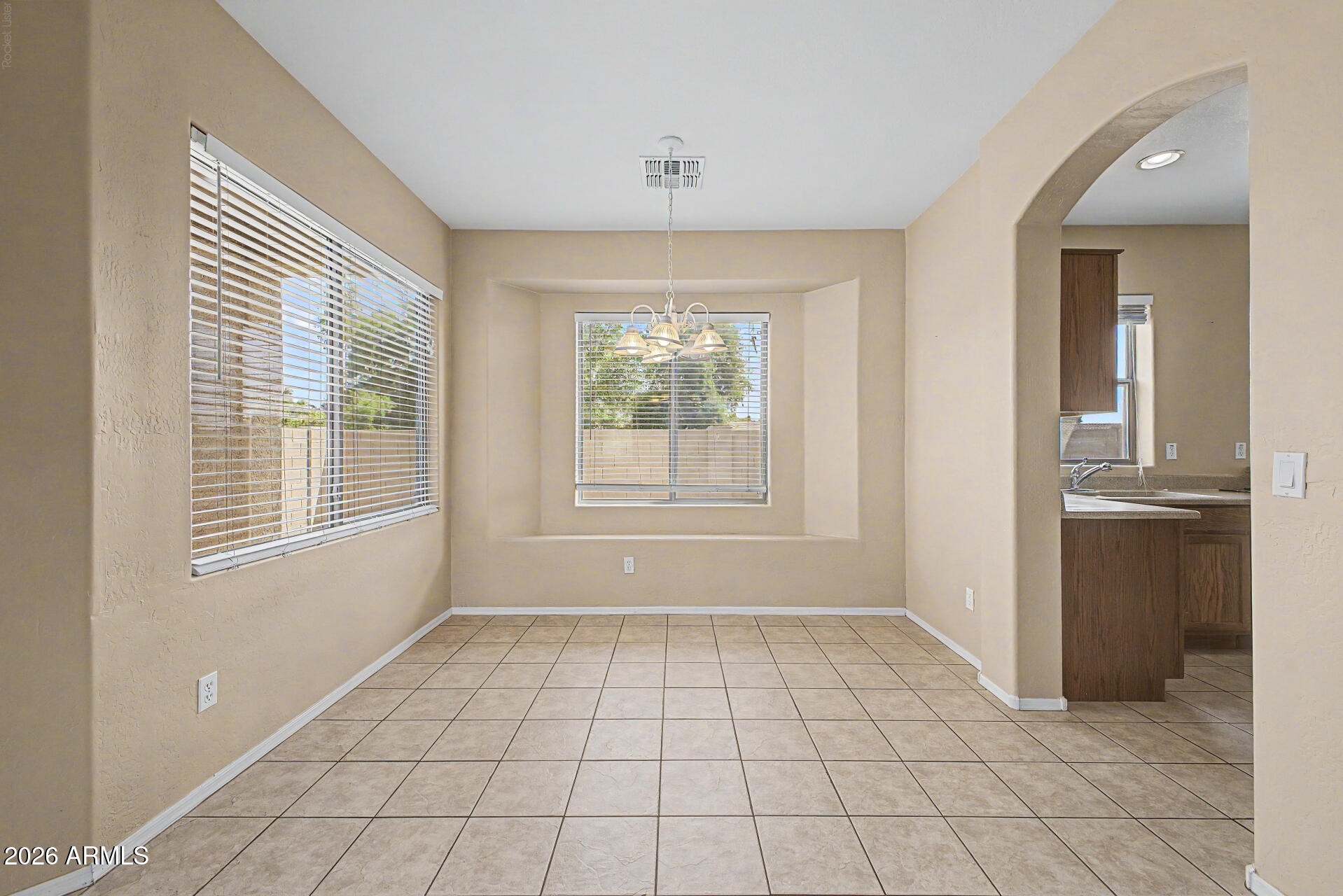 7401 W TIERRA BUENA Lane