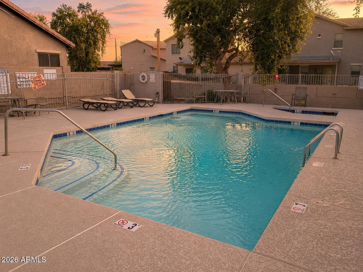 7401 W TIERRA BUENA Lane