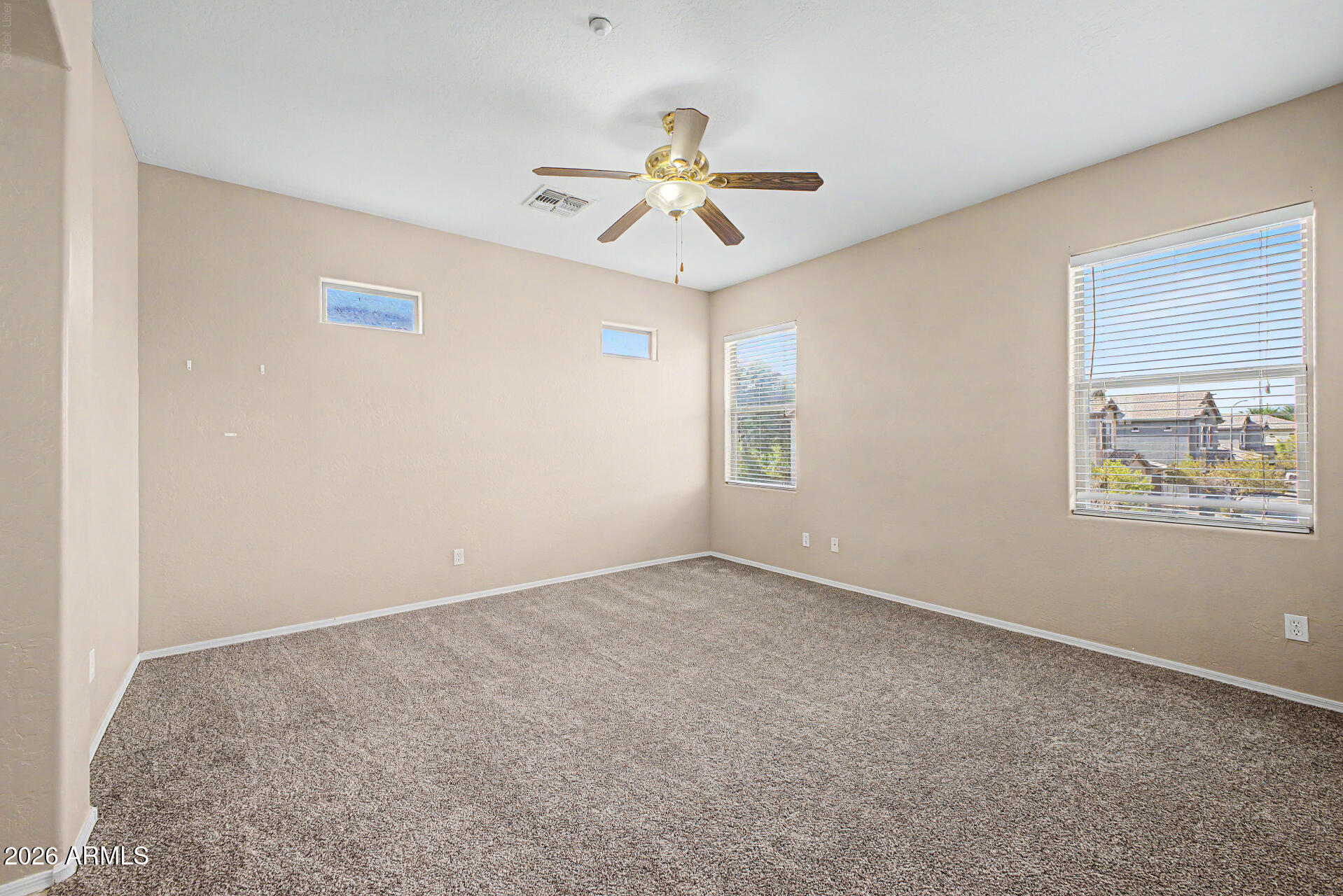 7401 W TIERRA BUENA Lane