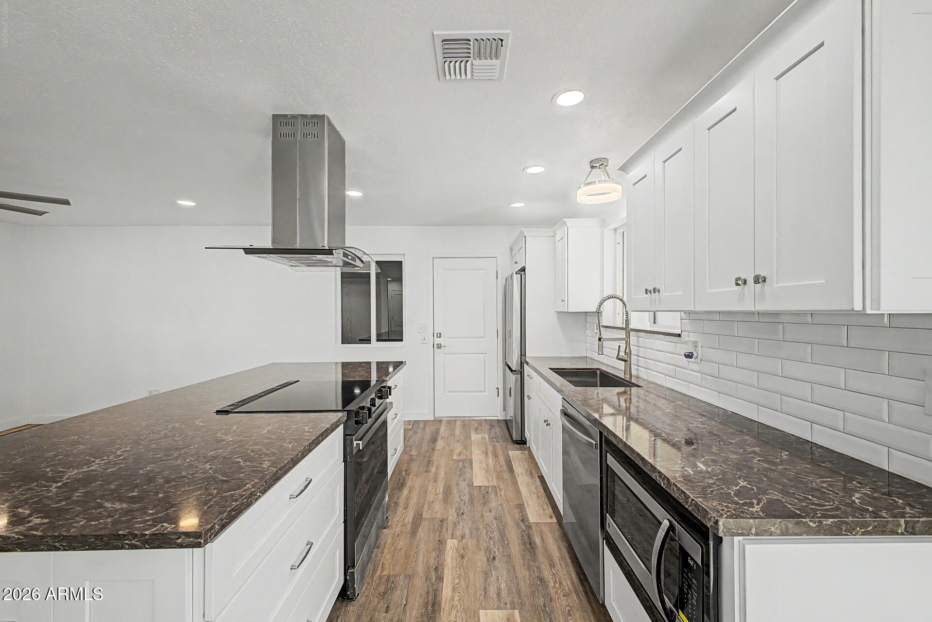11010 W SUN CITY Boulevard