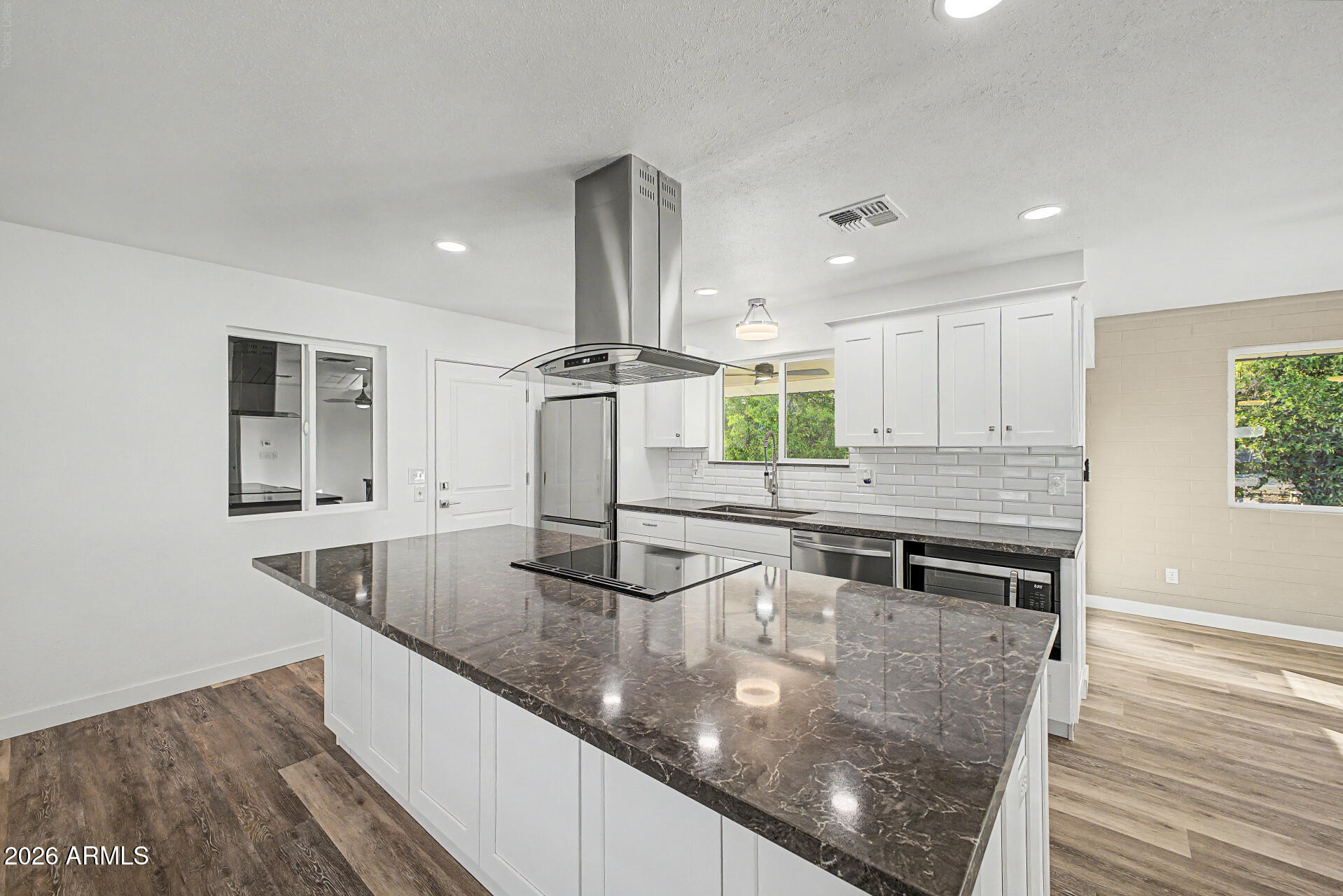 11010 W SUN CITY Boulevard
