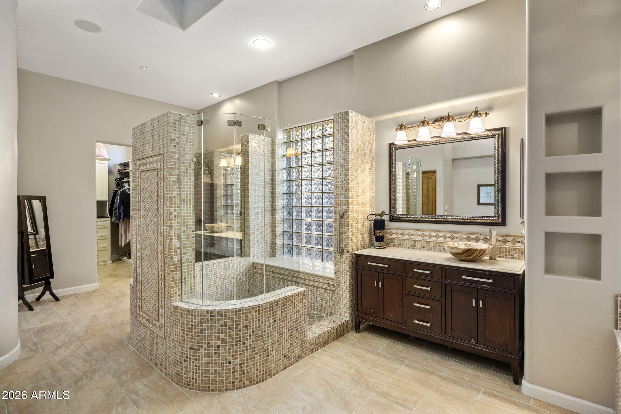 9290 E THOMPSON PEAK Parkway 247