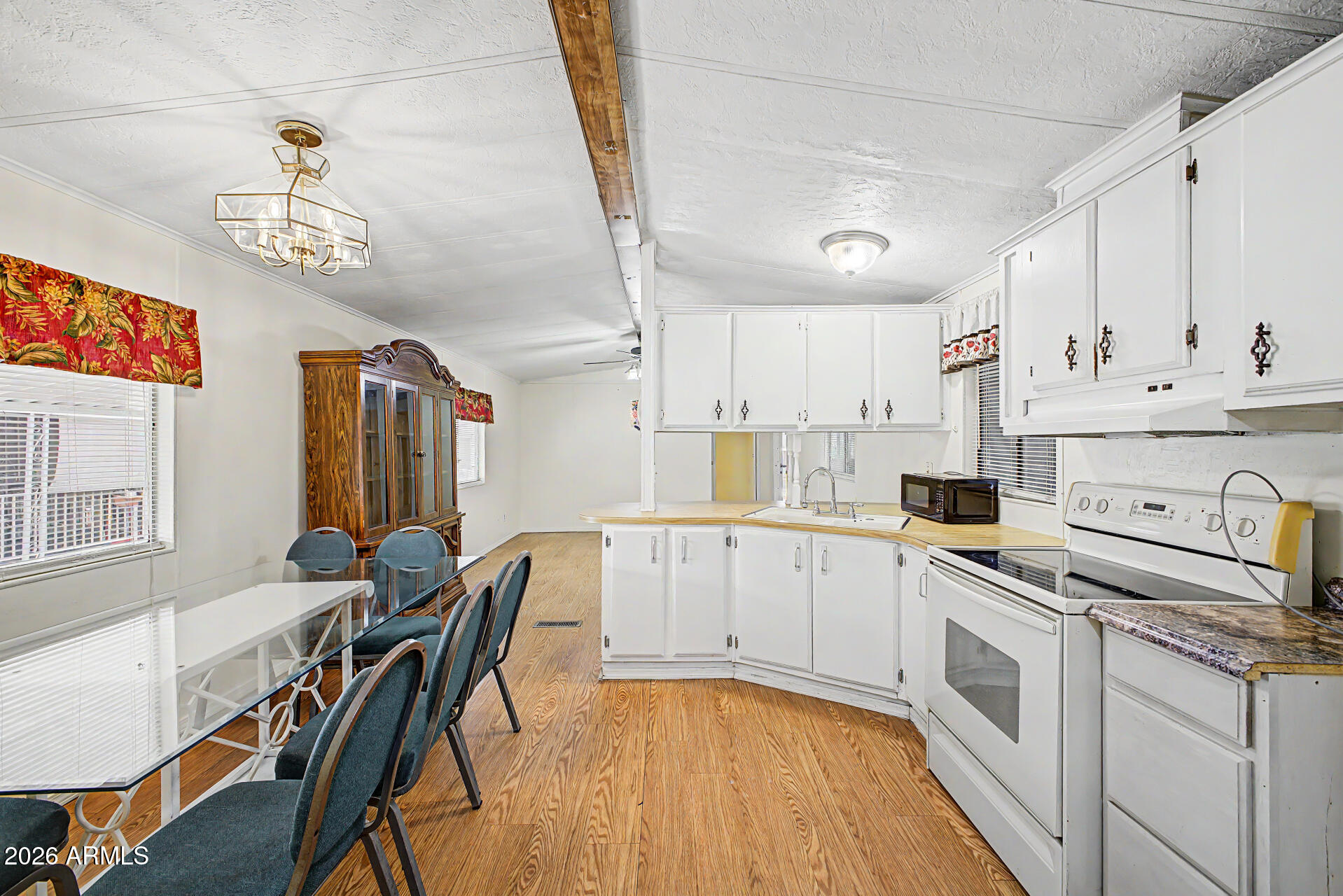 8601 N 71st Avenue Lot 113