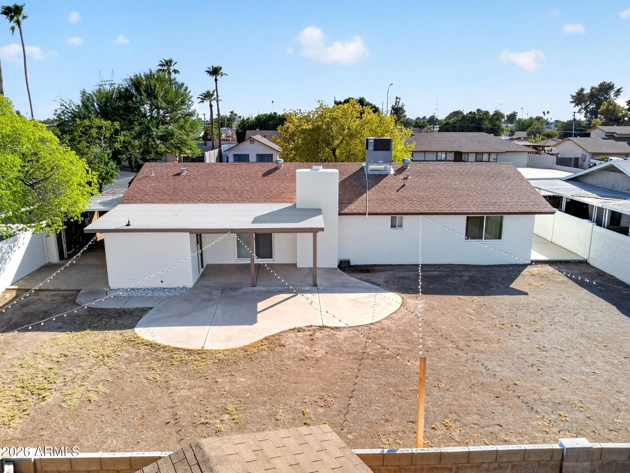 705 N ORACLE Circle