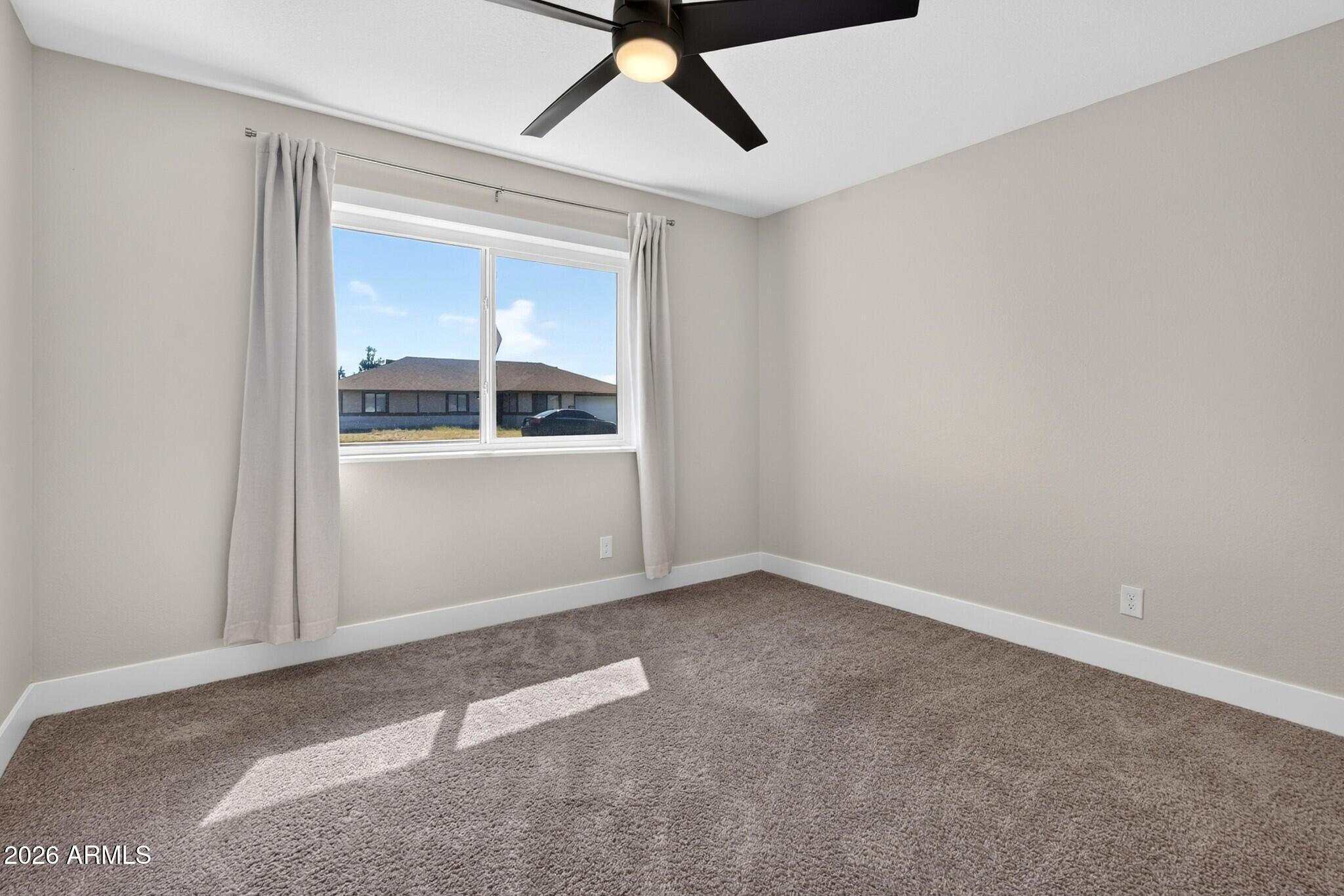705 N ORACLE Circle
