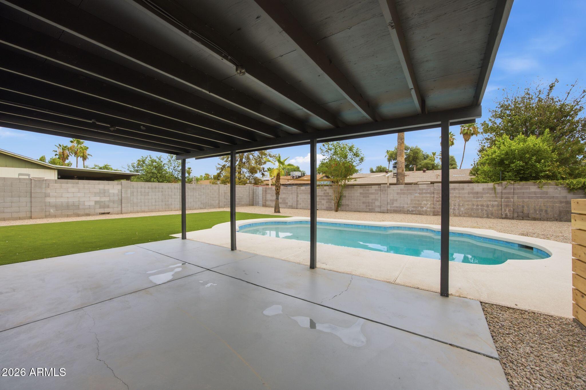14407 N 37TH Court