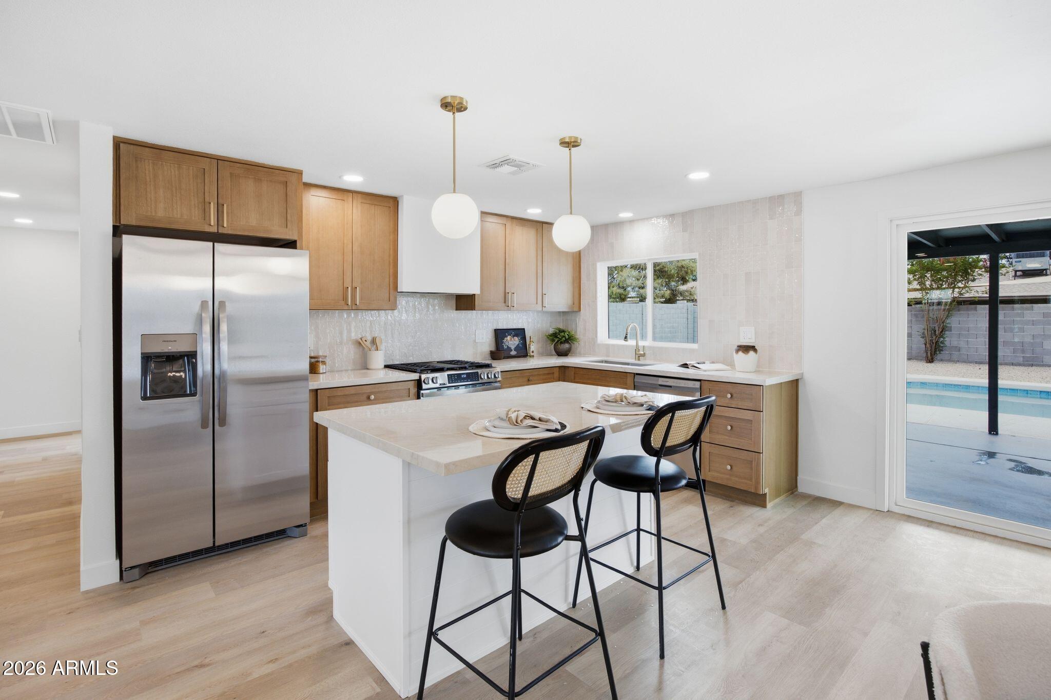 14407 N 37TH Court